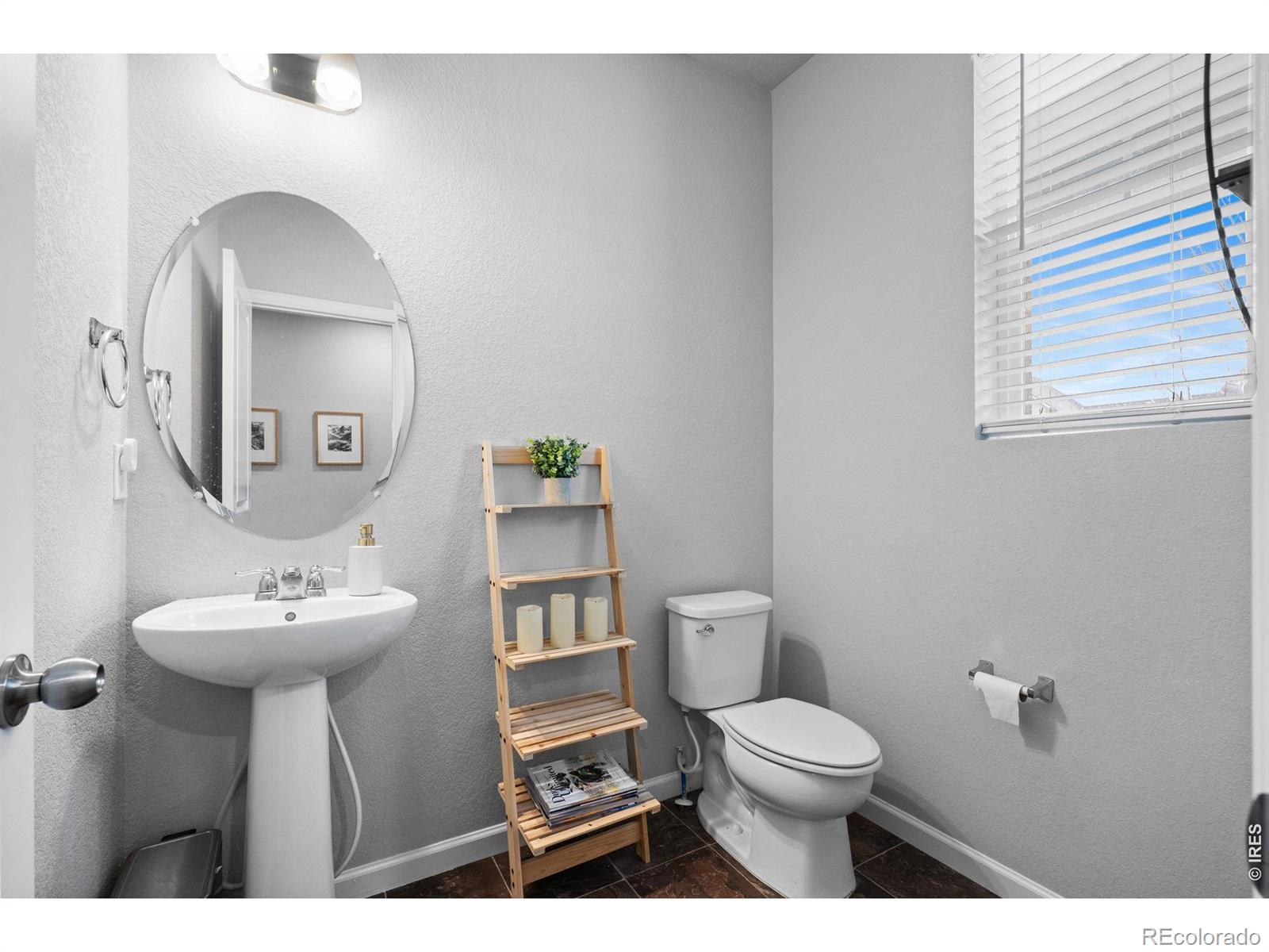 MLS Image #17 for 27074 e archer avenue,aurora, Colorado