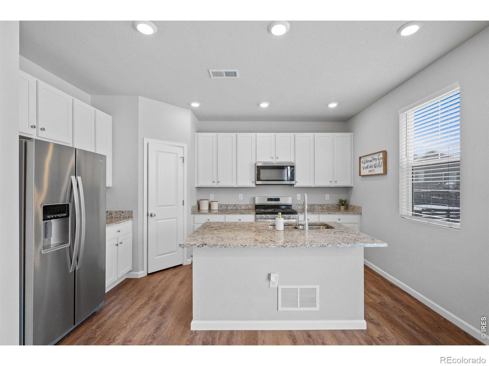 MLS Image #9 for 27074 e archer avenue,aurora, Colorado