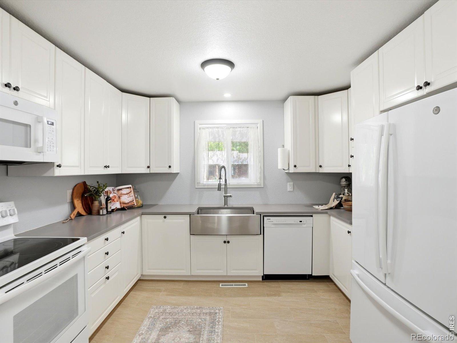 MLS Image #12 for 1527  juniper street,longmont, Colorado