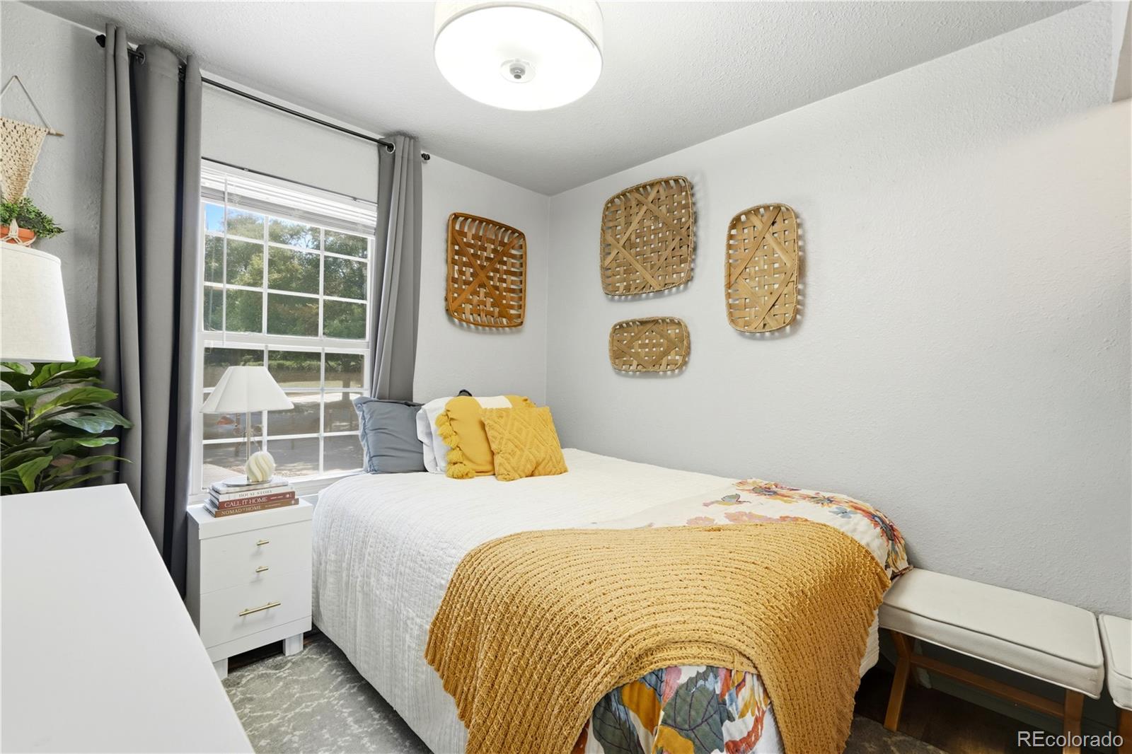 MLS Image #14 for 702 s eagle street,aurora, Colorado