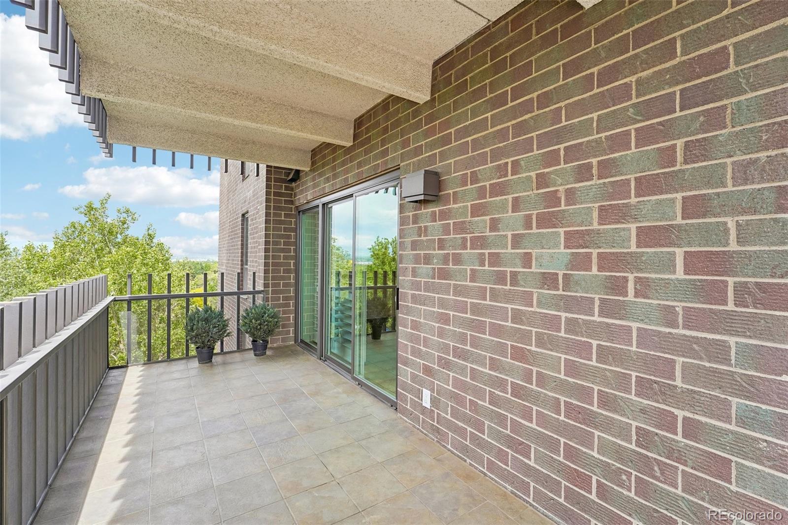 MLS Image #26 for 460 s marion parkway,denver, Colorado