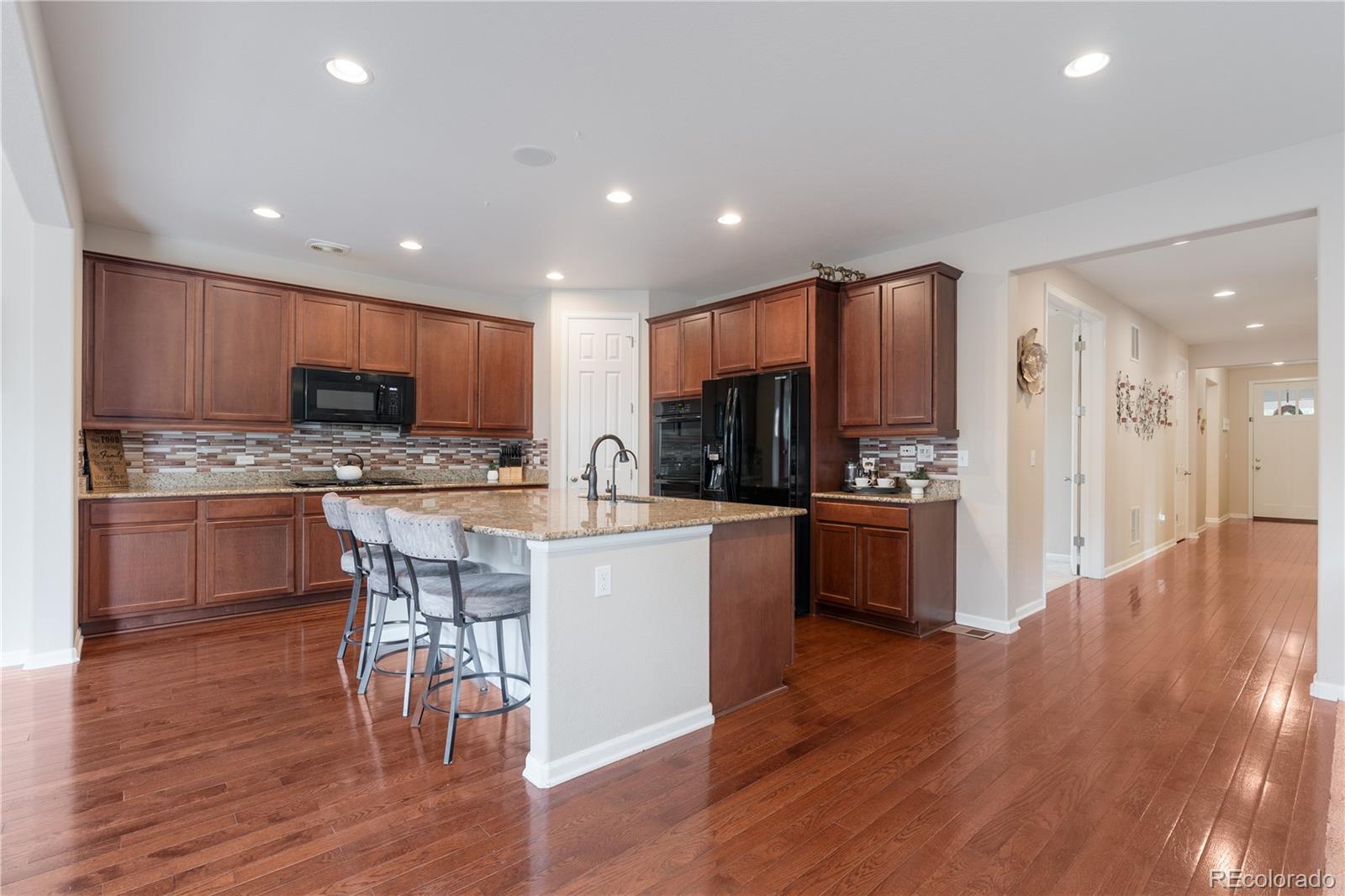 MLS Image #7 for 10905  quintero street,commerce city, Colorado