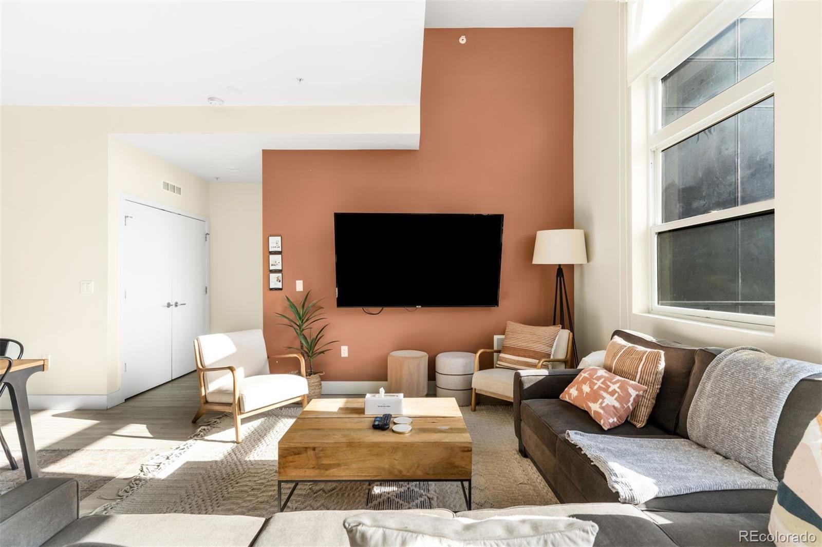 MLS Image #6 for 2880  zuni street,denver, Colorado