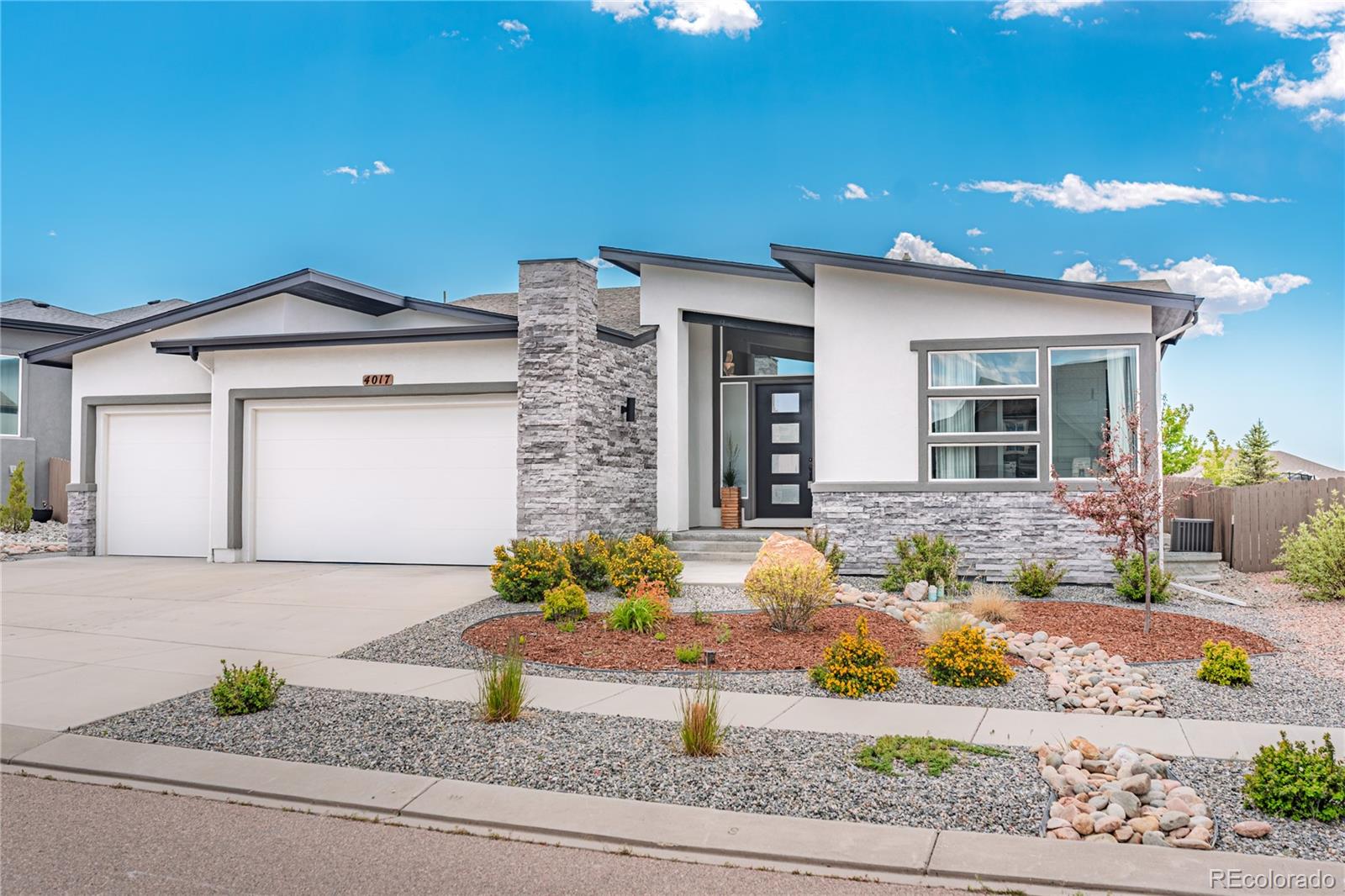 MLS Image #1 for 4017  notch trail,colorado springs, Colorado