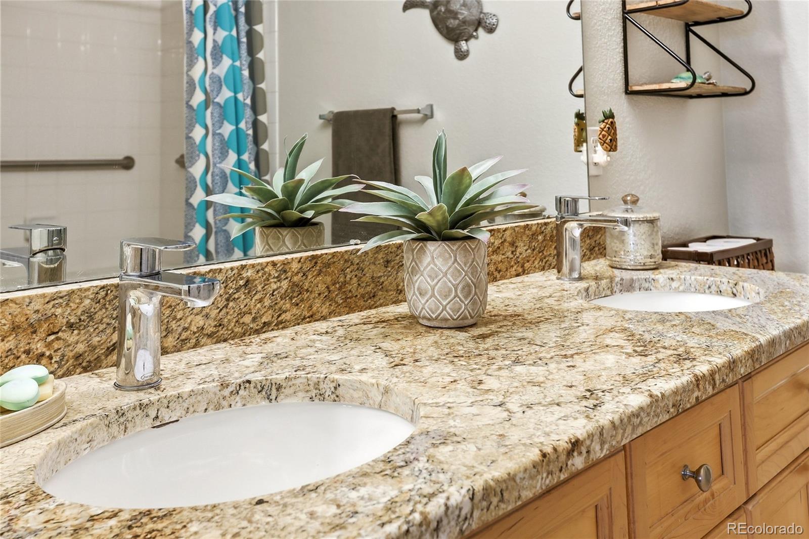 MLS Image #22 for 9557 w san juan circle,littleton, Colorado