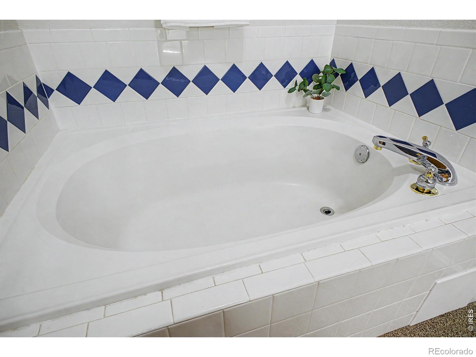 MLS Image #15 for 1703  whitehall drive,longmont, Colorado