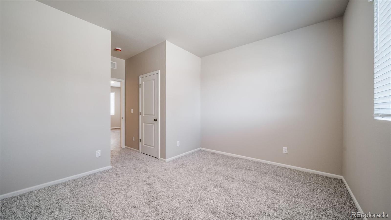 MLS Image #18 for 21792 e 46th place,aurora, Colorado