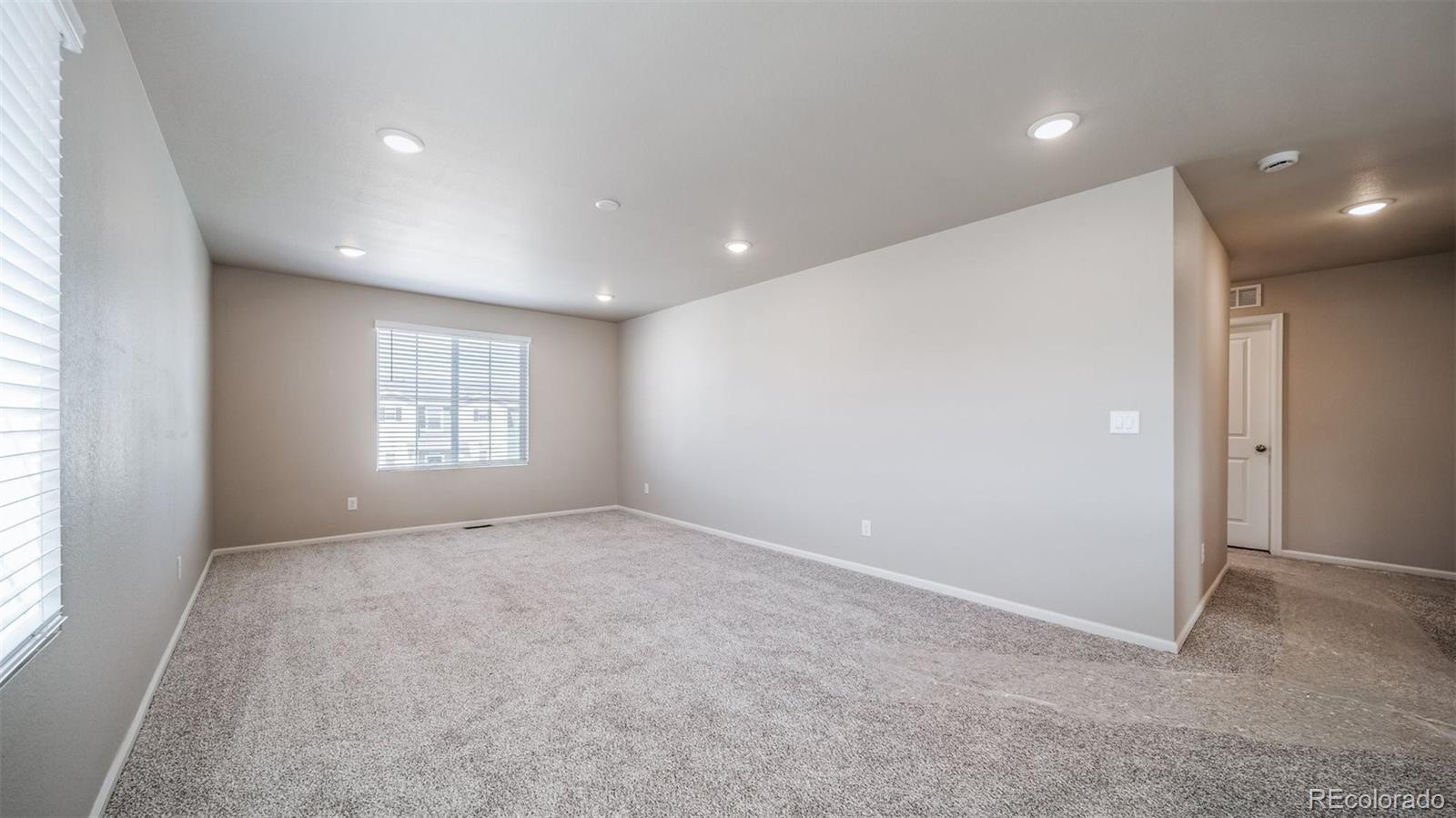 MLS Image #21 for 21792 e 46th place,aurora, Colorado