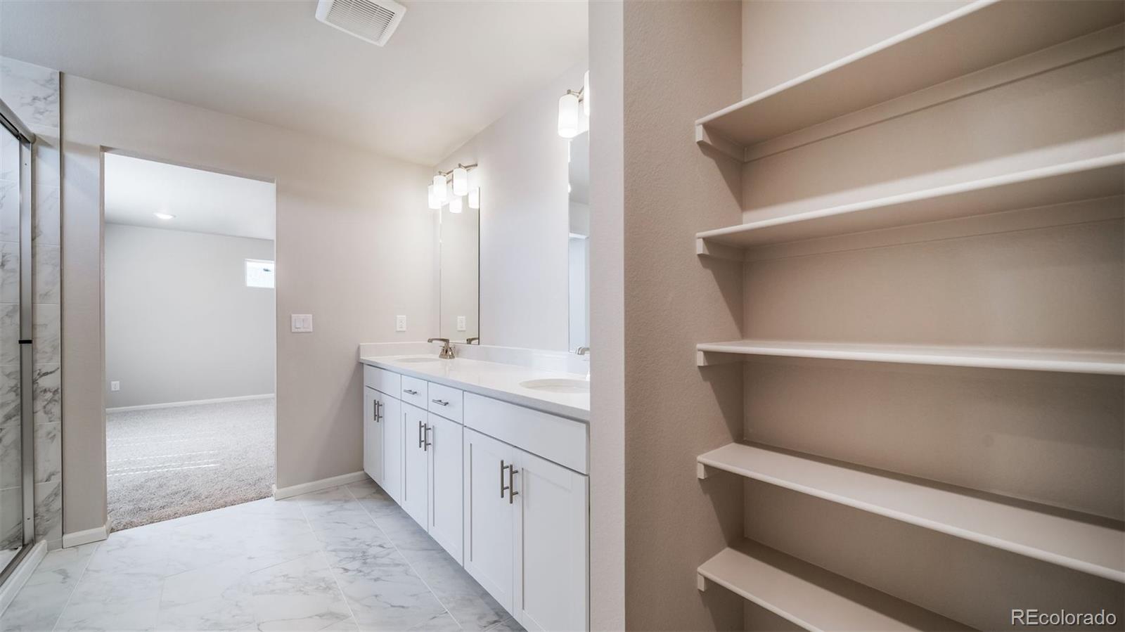 MLS Image #29 for 21792 e 46th place,aurora, Colorado