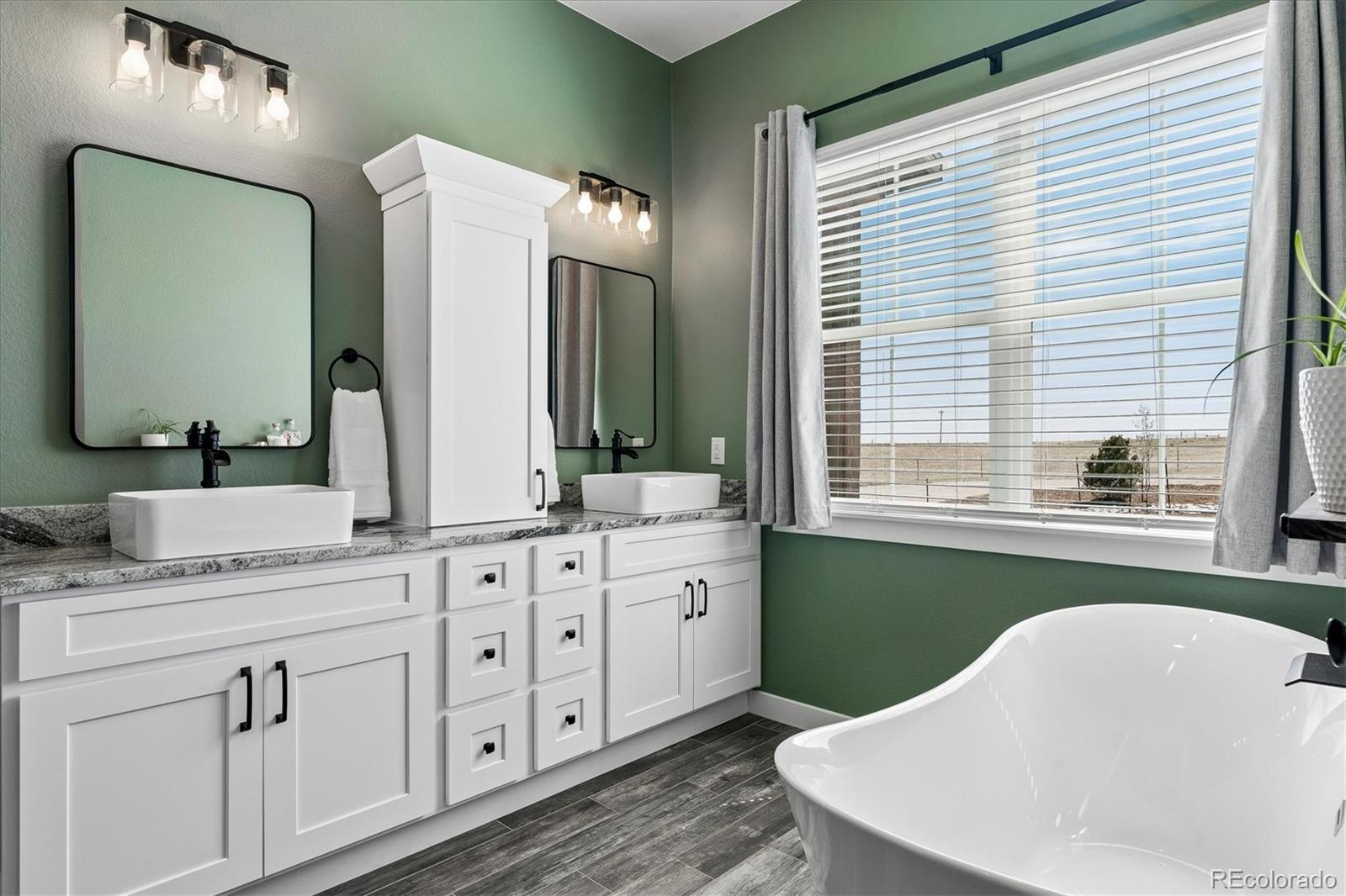 MLS Image #17 for 45433  county road 21 ,elizabeth, Colorado