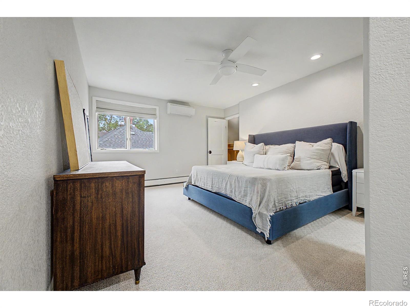 MLS Image #17 for 910 s euclid way,denver, Colorado