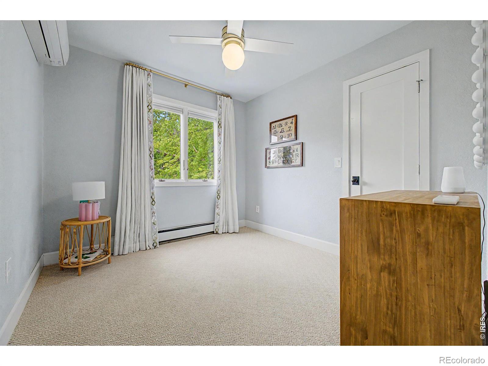 MLS Image #21 for 910 s euclid way,denver, Colorado