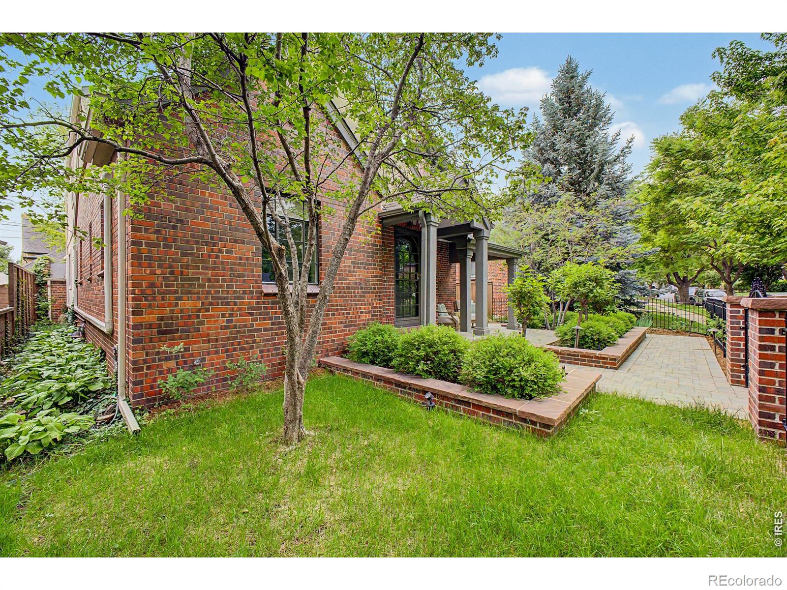 MLS Image #43 for 910 s euclid way,denver, Colorado