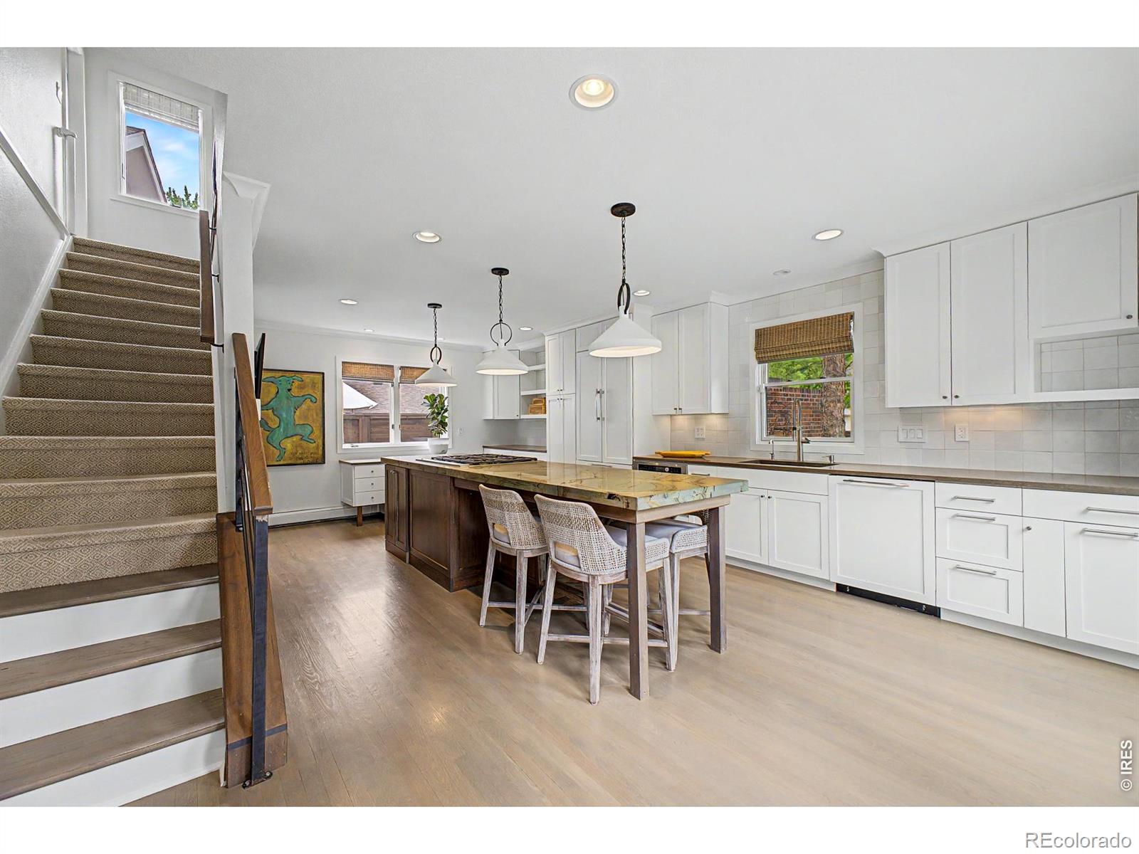 MLS Image #7 for 910 s euclid way,denver, Colorado