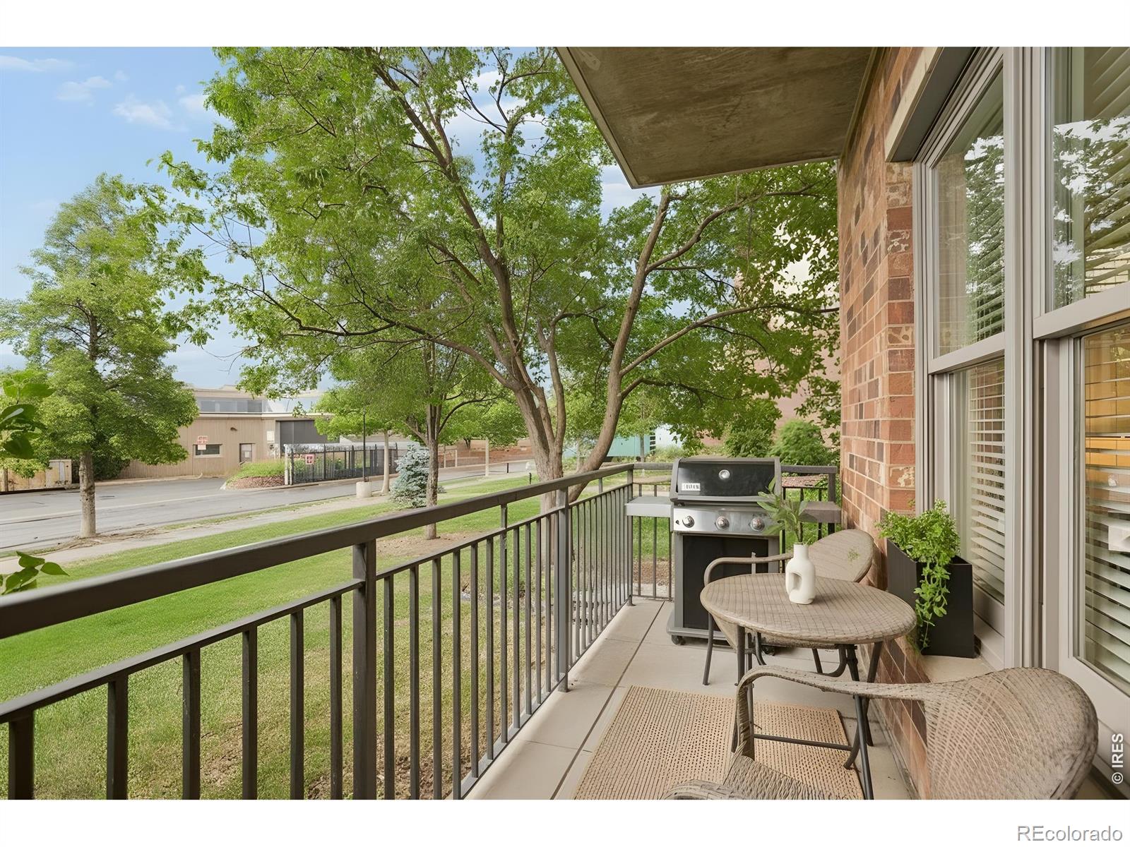 MLS Image #4 for 3401  arapahoe avenue,boulder, Colorado