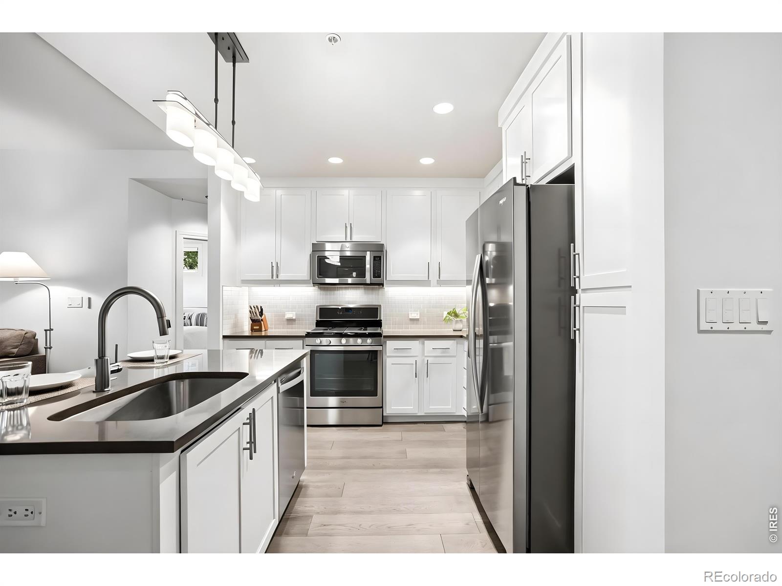 MLS Image #9 for 3401  arapahoe avenue,boulder, Colorado