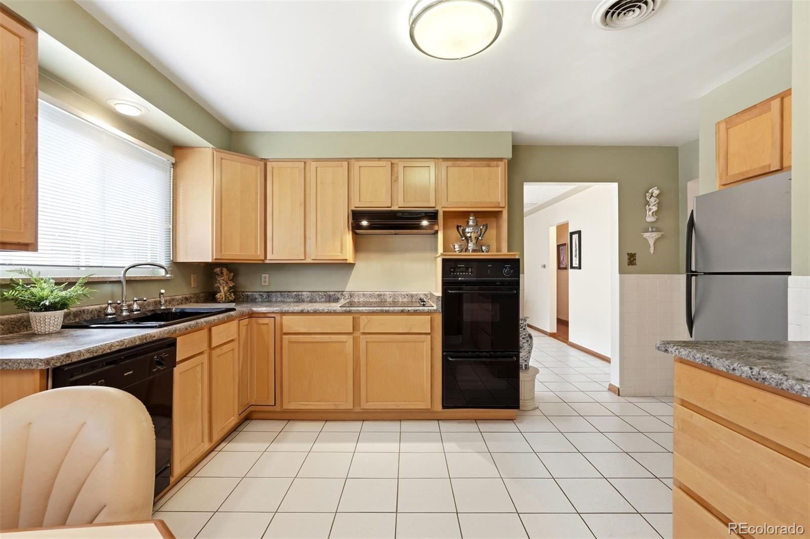 MLS Image #10 for 2940 w 42nd avenue,denver, Colorado