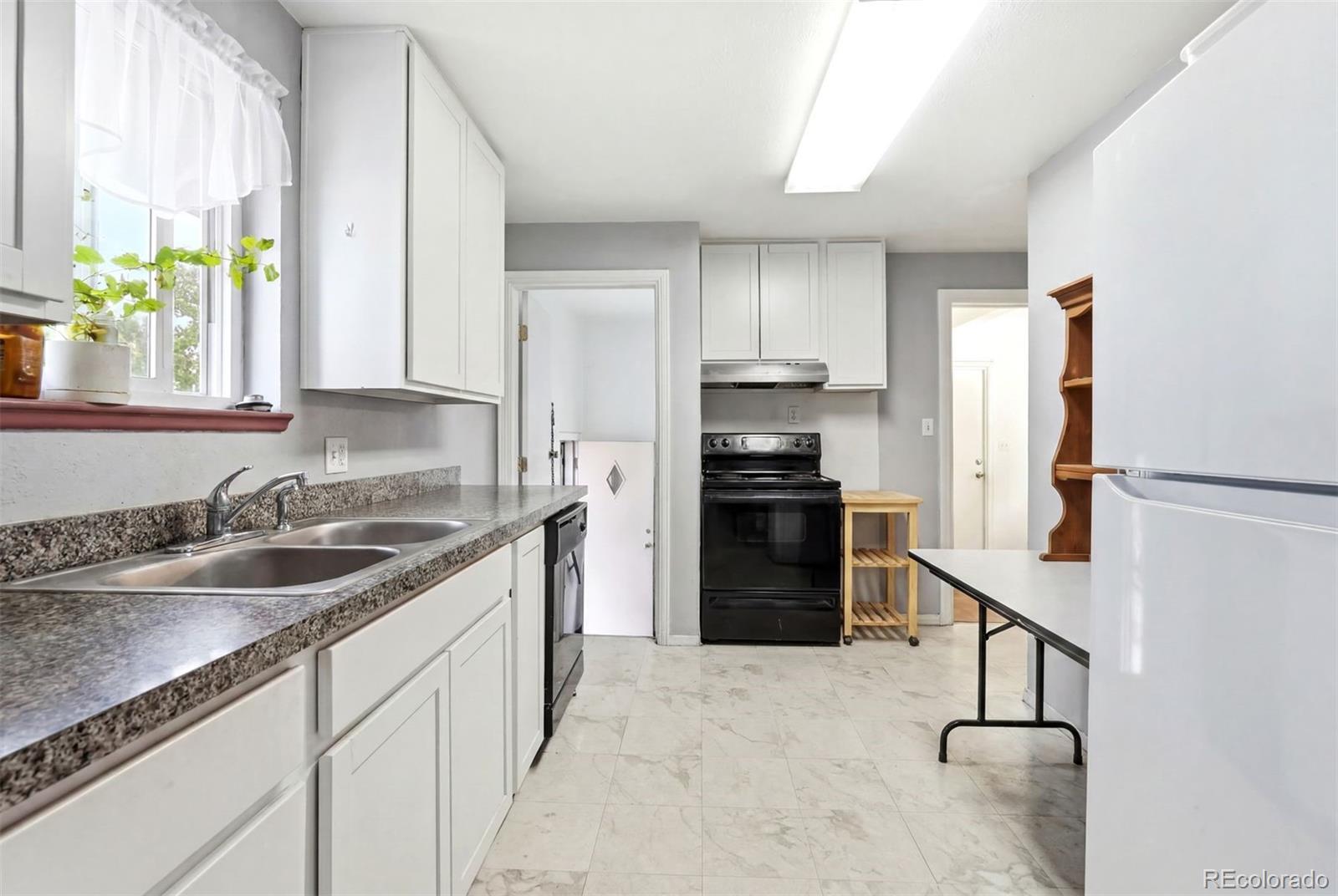 MLS Image #35 for 2940 w 42nd avenue,denver, Colorado