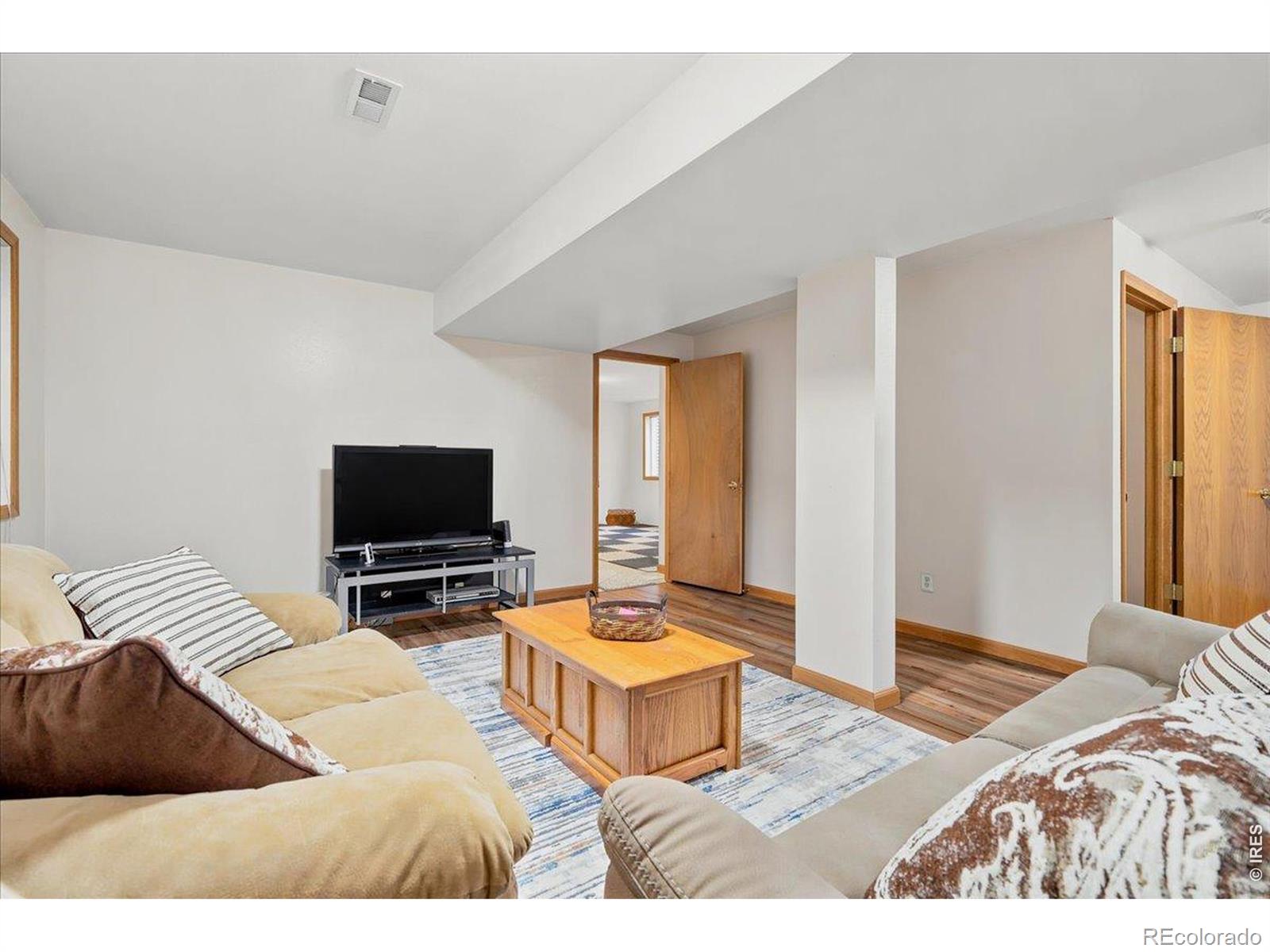 MLS Image #10 for 301 n 44th ave ct,greeley, Colorado