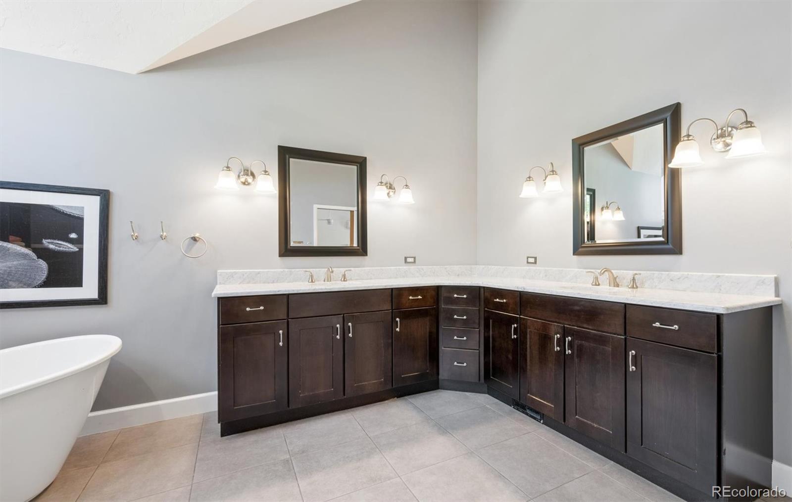 MLS Image #22 for 423  dahlia street,denver, Colorado