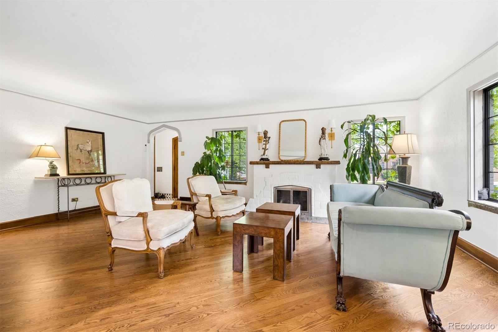 MLS Image #4 for 423  dahlia street,denver, Colorado