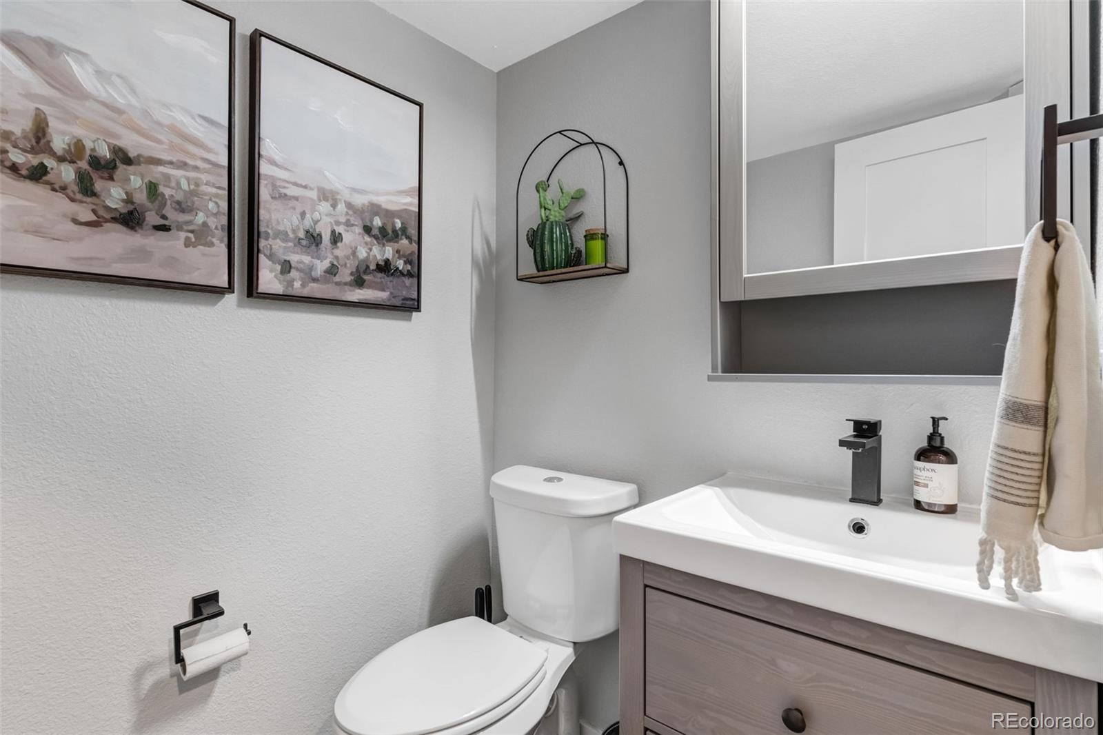 MLS Image #13 for 6550 s oak court,littleton, Colorado