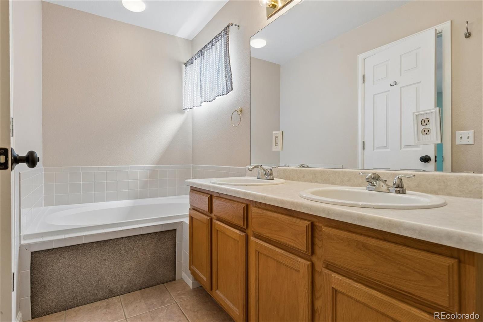 MLS Image #20 for 3937  garnet way,highlands ranch, Colorado