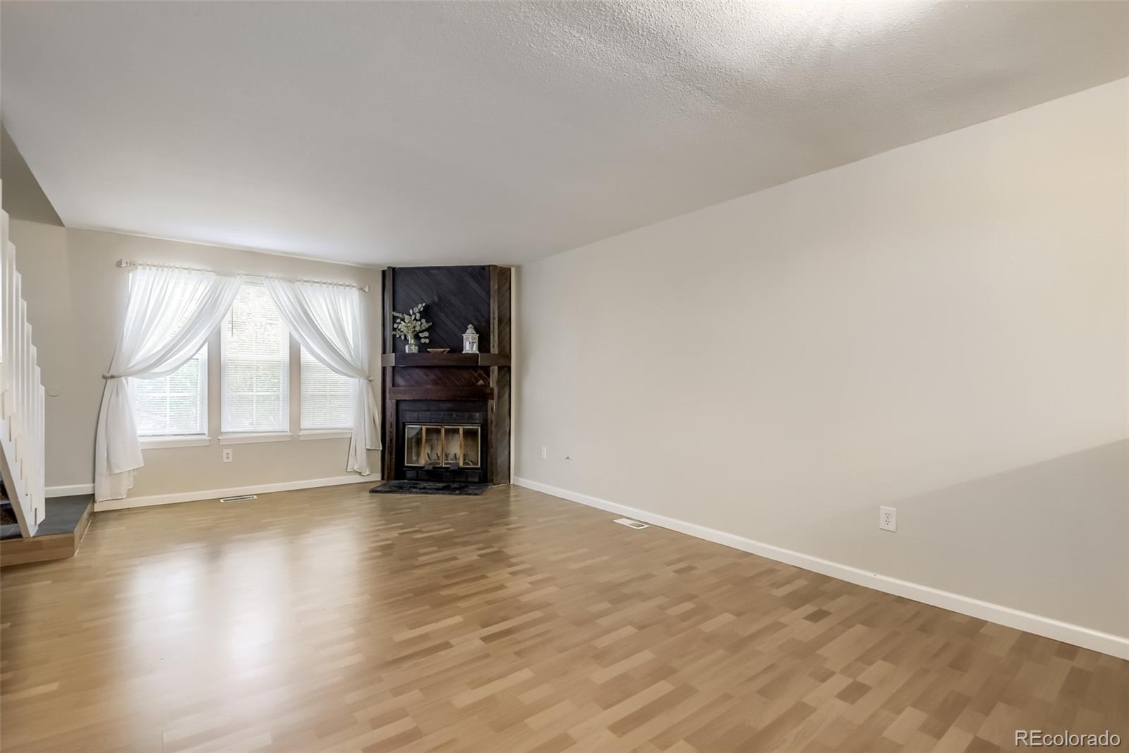 MLS Image #6 for 9709 w chatfield avenue,littleton, Colorado