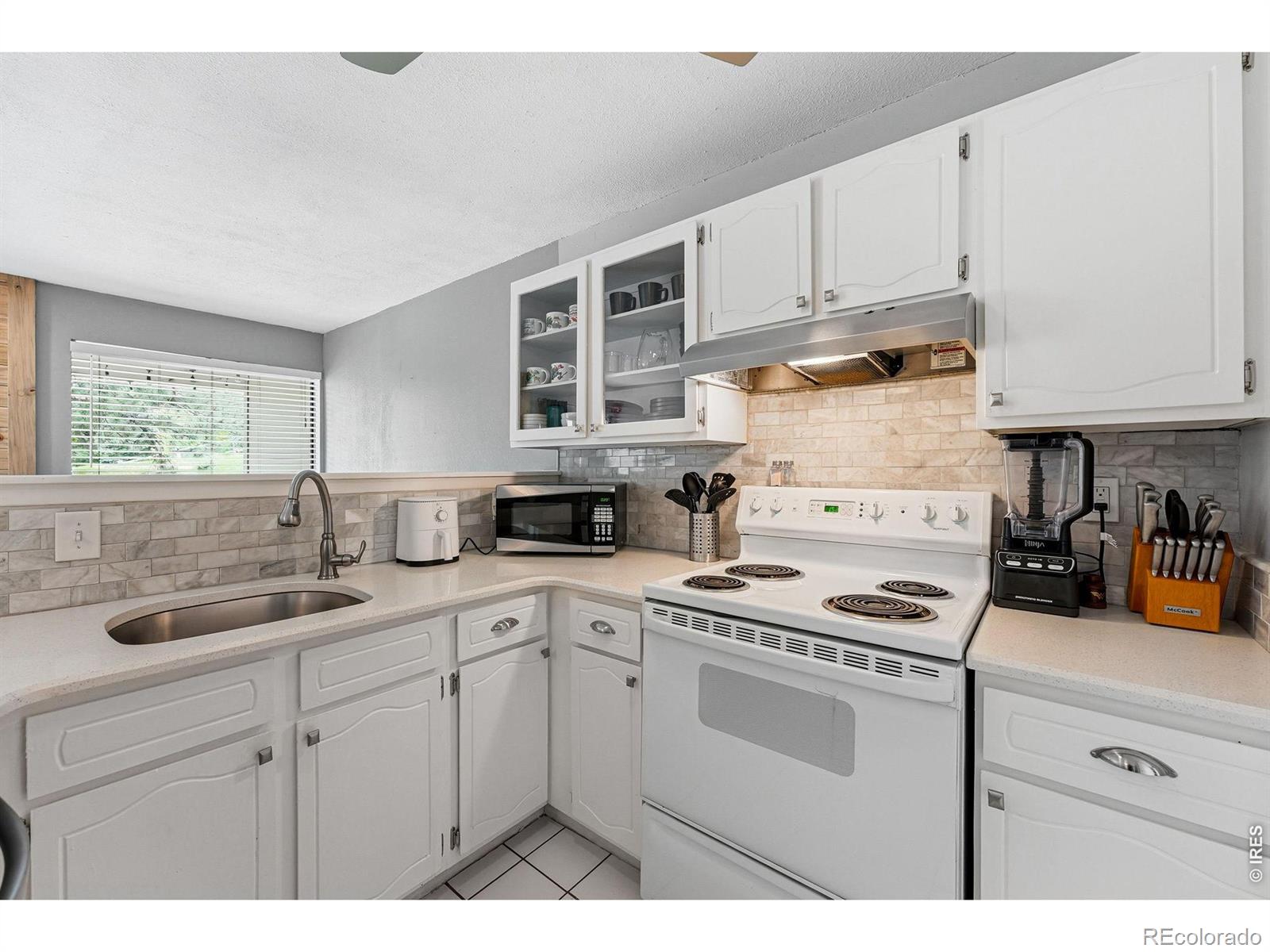MLS Image #14 for 7911  countryside drive,niwot, Colorado
