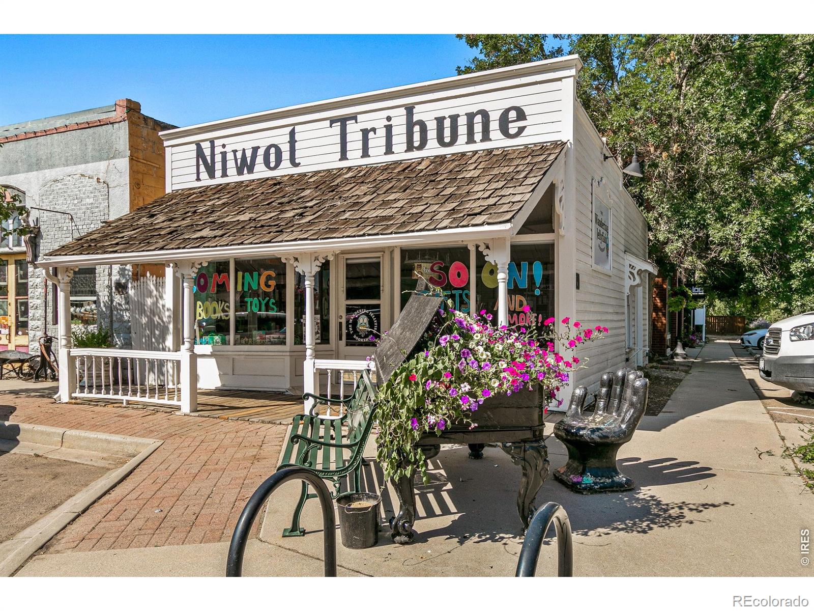 MLS Image #39 for 7911  countryside drive,niwot, Colorado