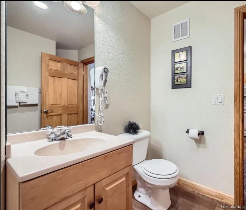 MLS Image #14 for 22714  us highway 6 ,dillon, Colorado