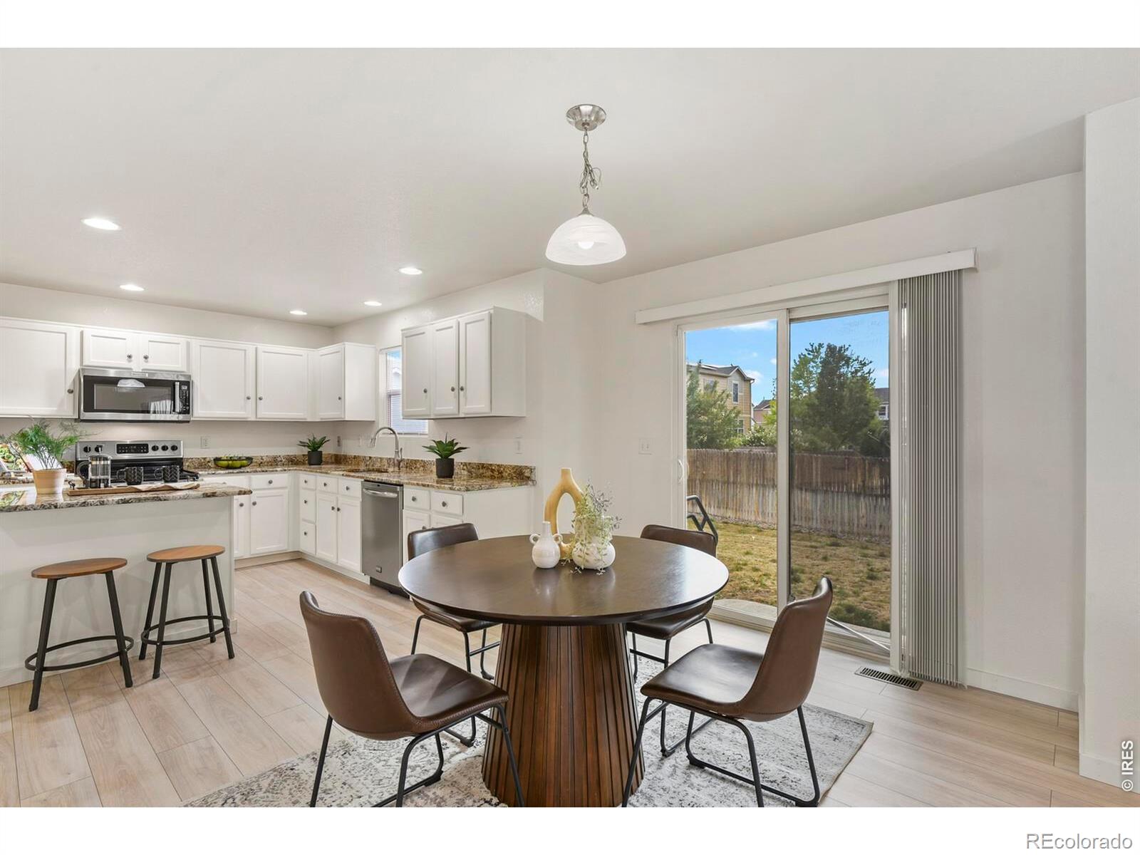 MLS Image #13 for 10039  granby drive,commerce city, Colorado