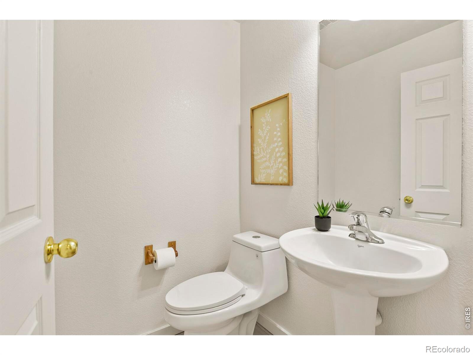 MLS Image #23 for 10039  granby drive,commerce city, Colorado