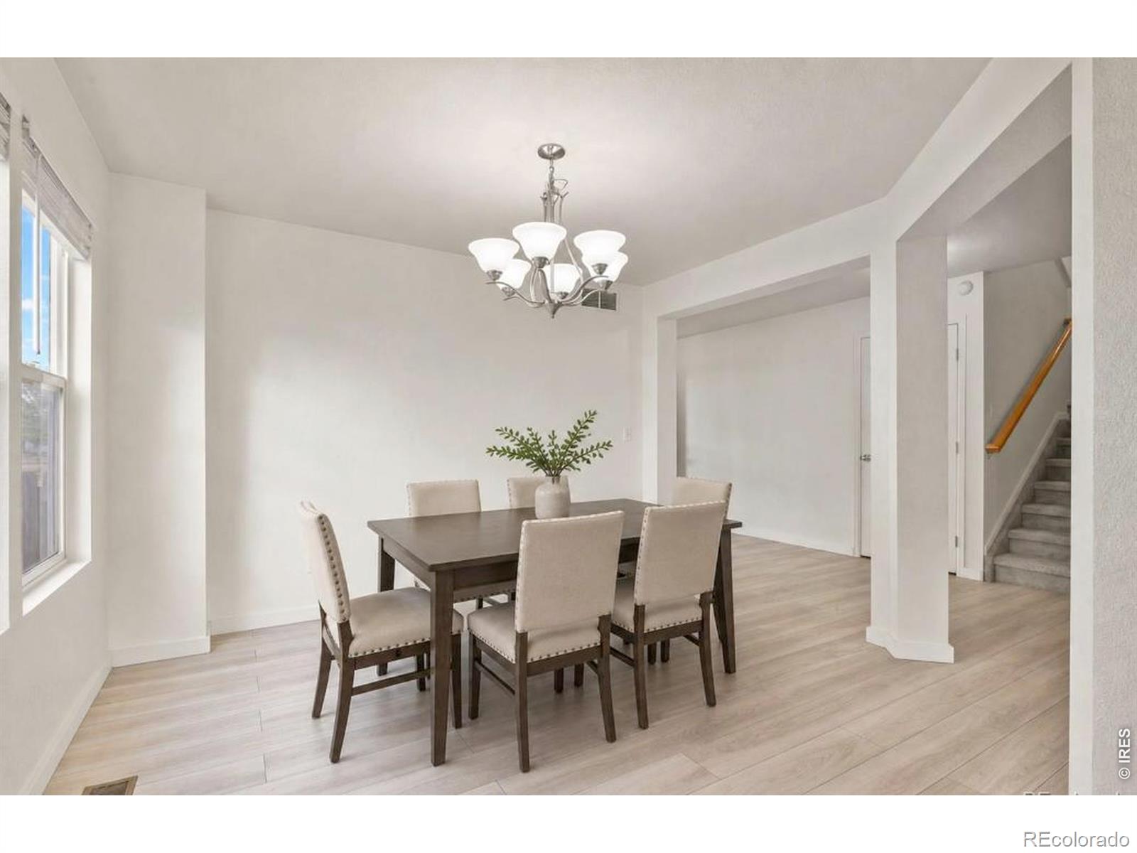 MLS Image #5 for 10039  granby drive,commerce city, Colorado