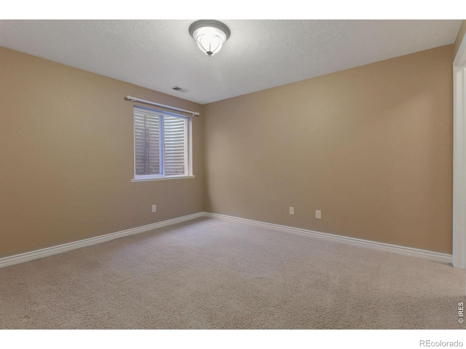 MLS Image #19 for 125  52nd avenue,greeley, Colorado