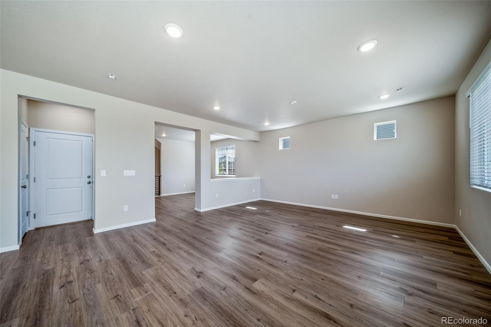 MLS Image #10 for 28655 e 4th place,watkins, Colorado