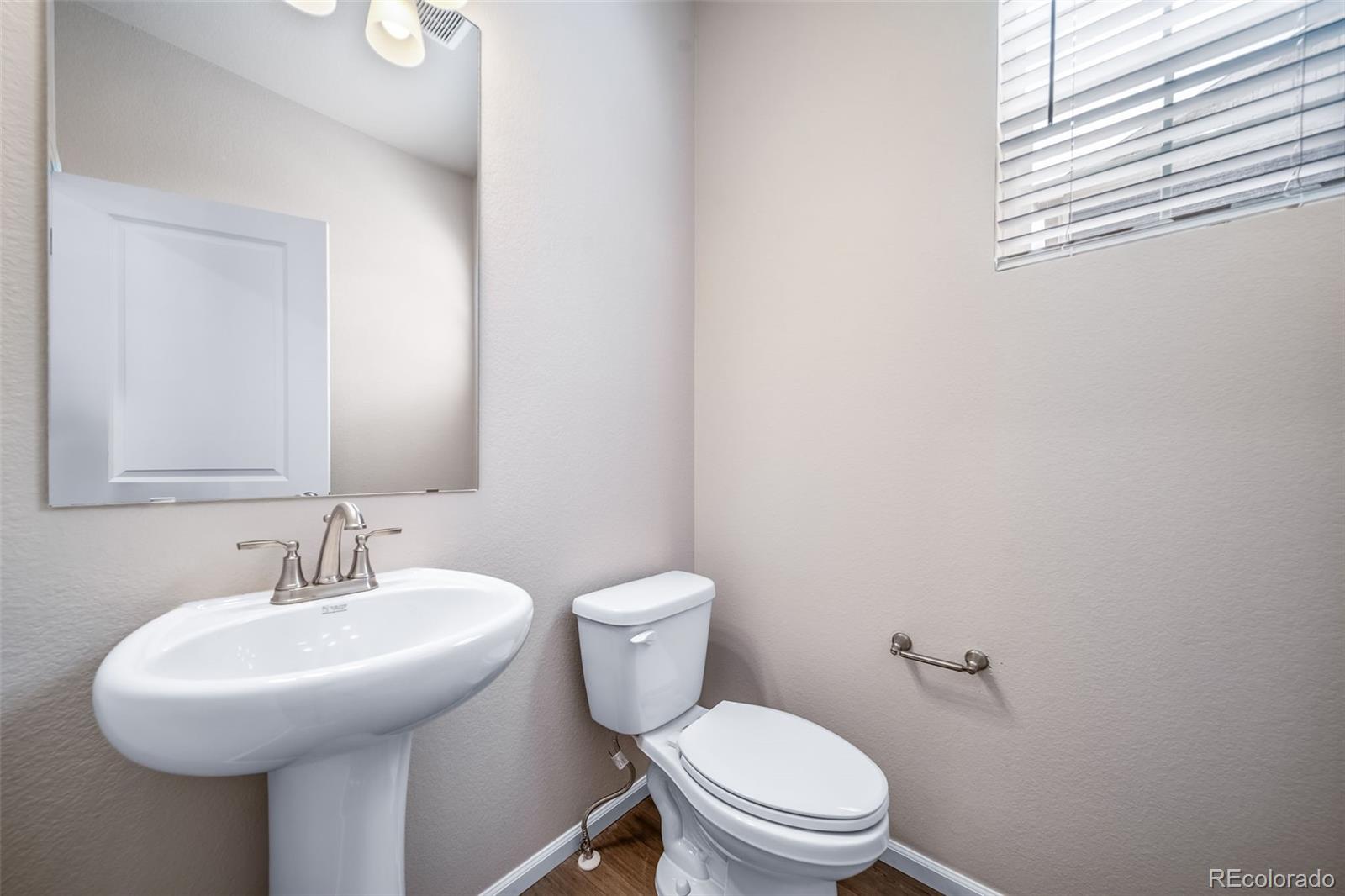 MLS Image #14 for 28655 e 4th place,watkins, Colorado