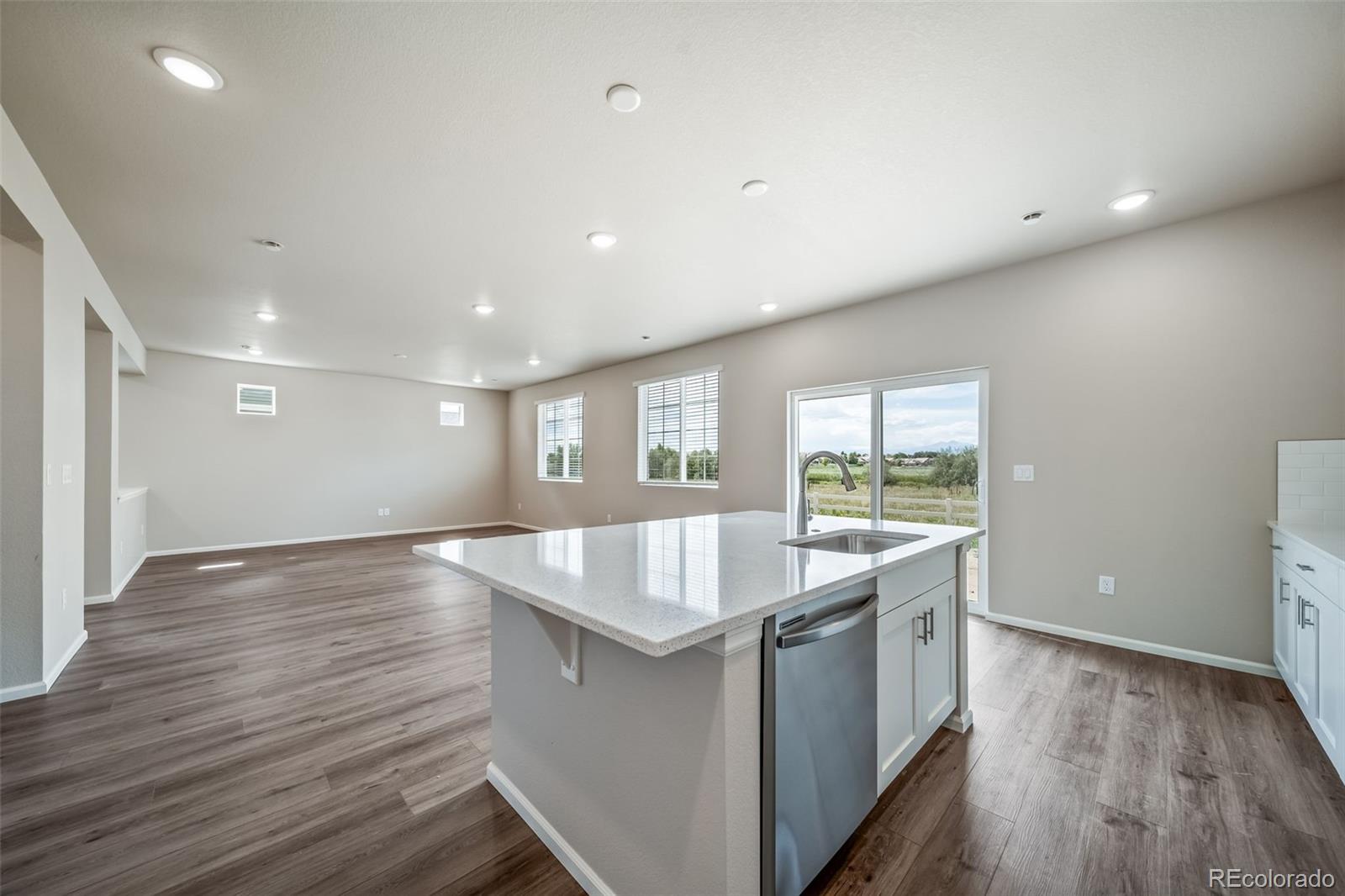 MLS Image #7 for 28655 e 4th place,watkins, Colorado