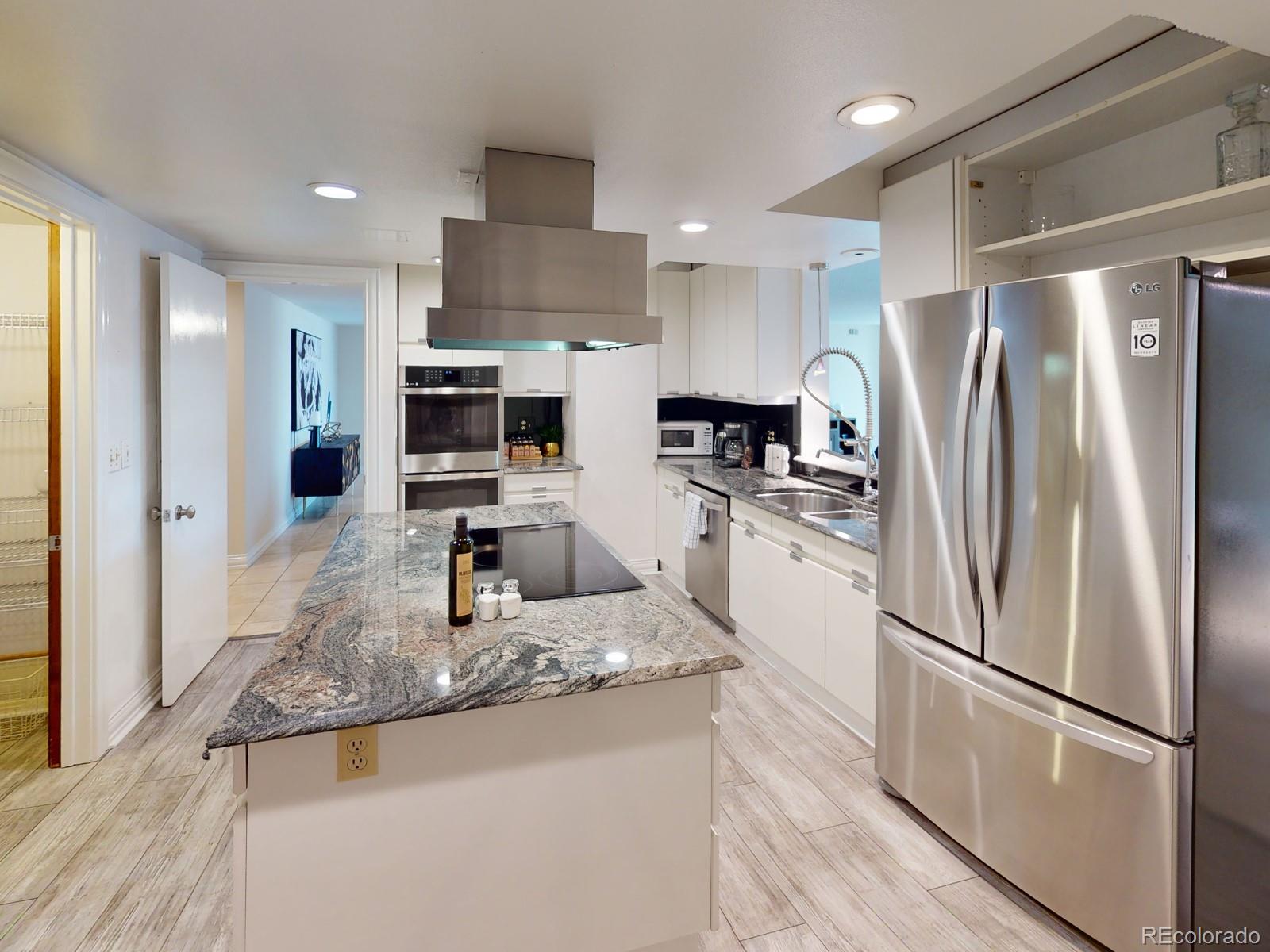 MLS Image #6 for 1777  larimer street,denver, Colorado