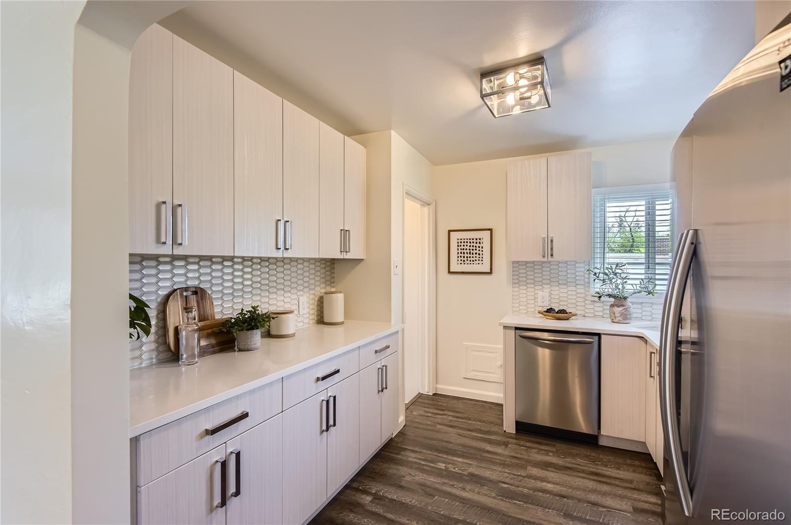 MLS Image #6 for 1901 s adams street,denver, Colorado