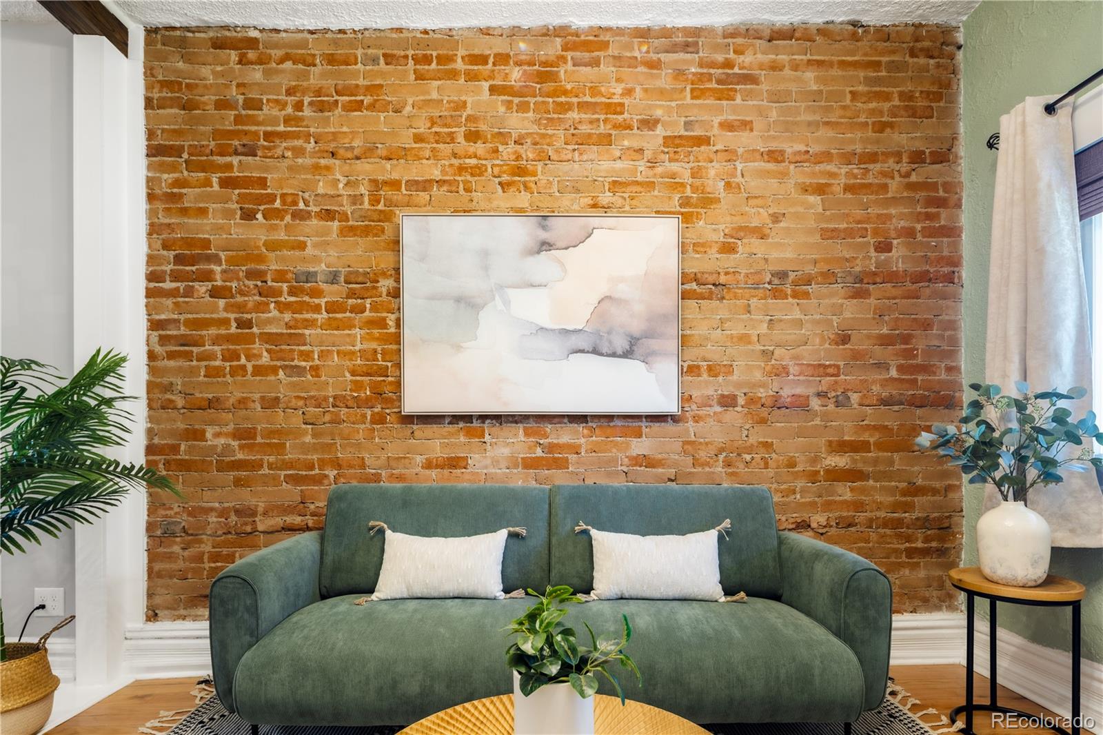 MLS Image #7 for 2339 n gilpin street,denver, Colorado