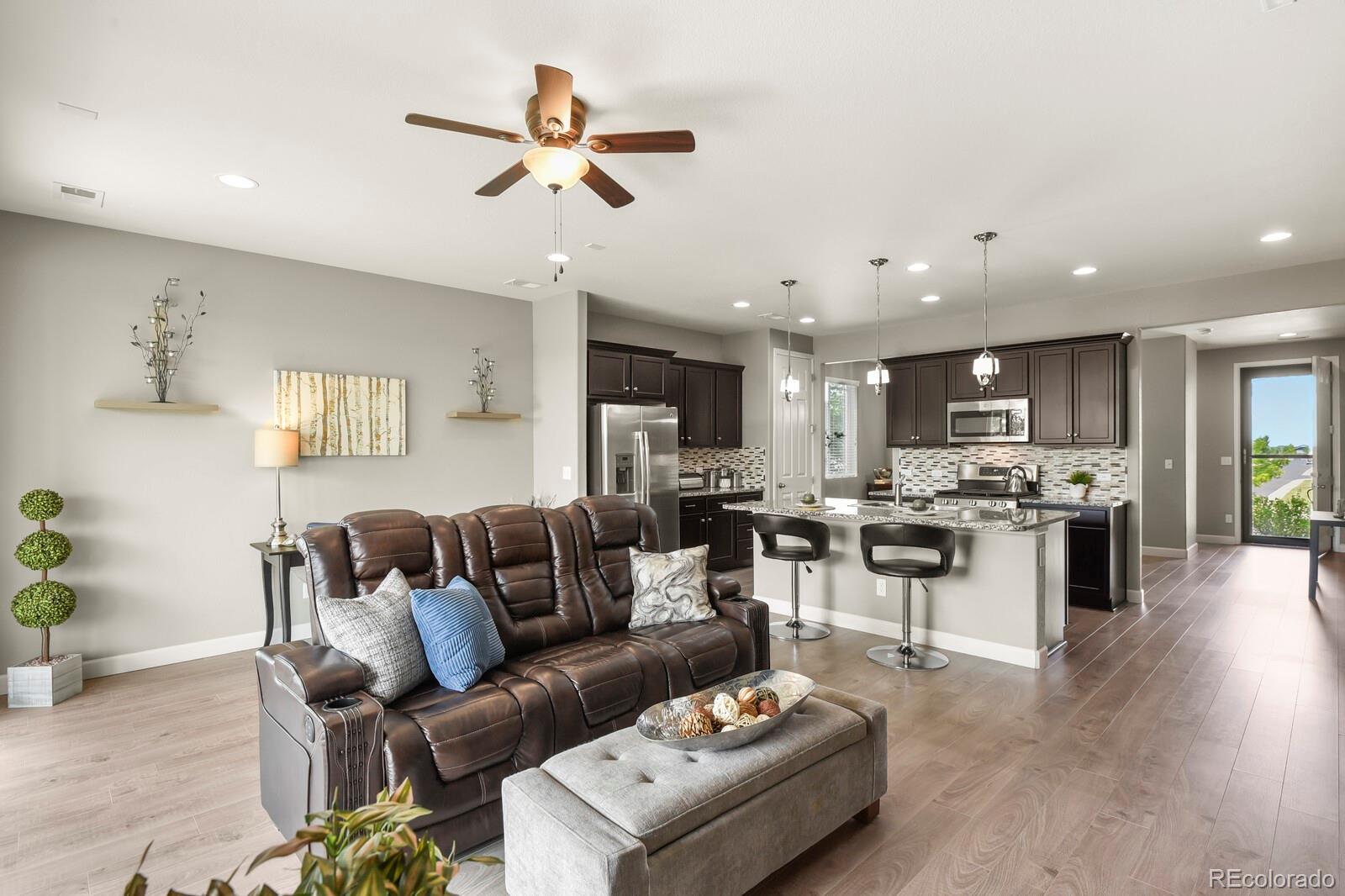 MLS Image #14 for 25524 e byers drive,aurora, Colorado