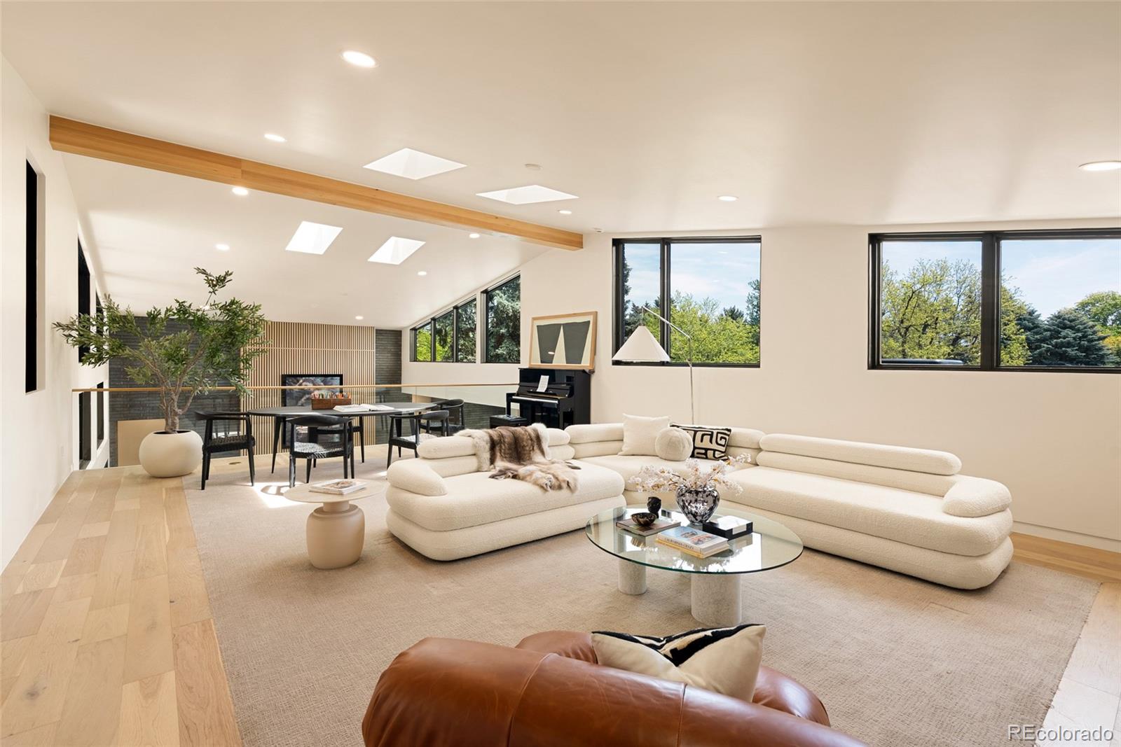 MLS Image #19 for 975 s monroe street,denver, Colorado