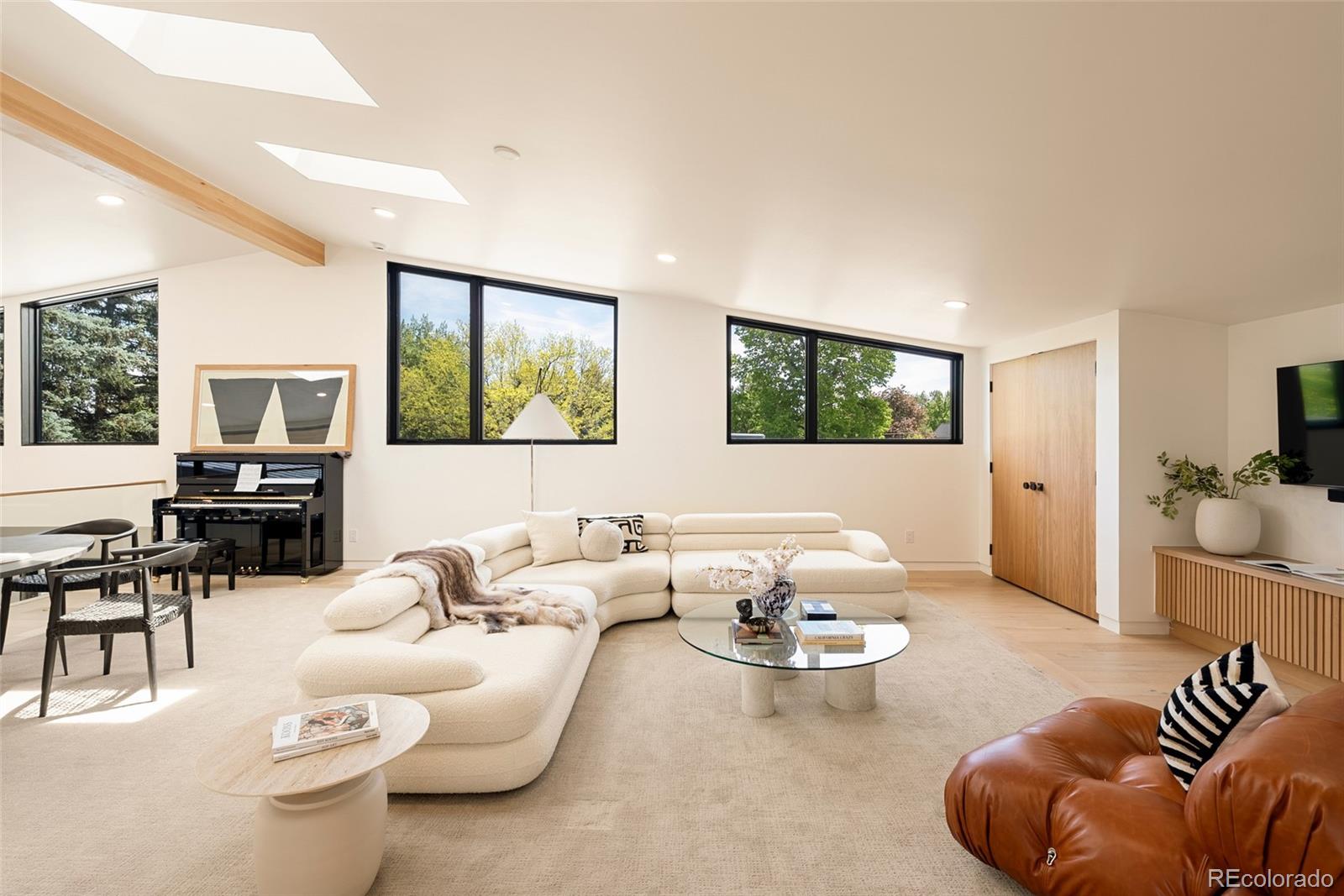 MLS Image #21 for 975 s monroe street,denver, Colorado