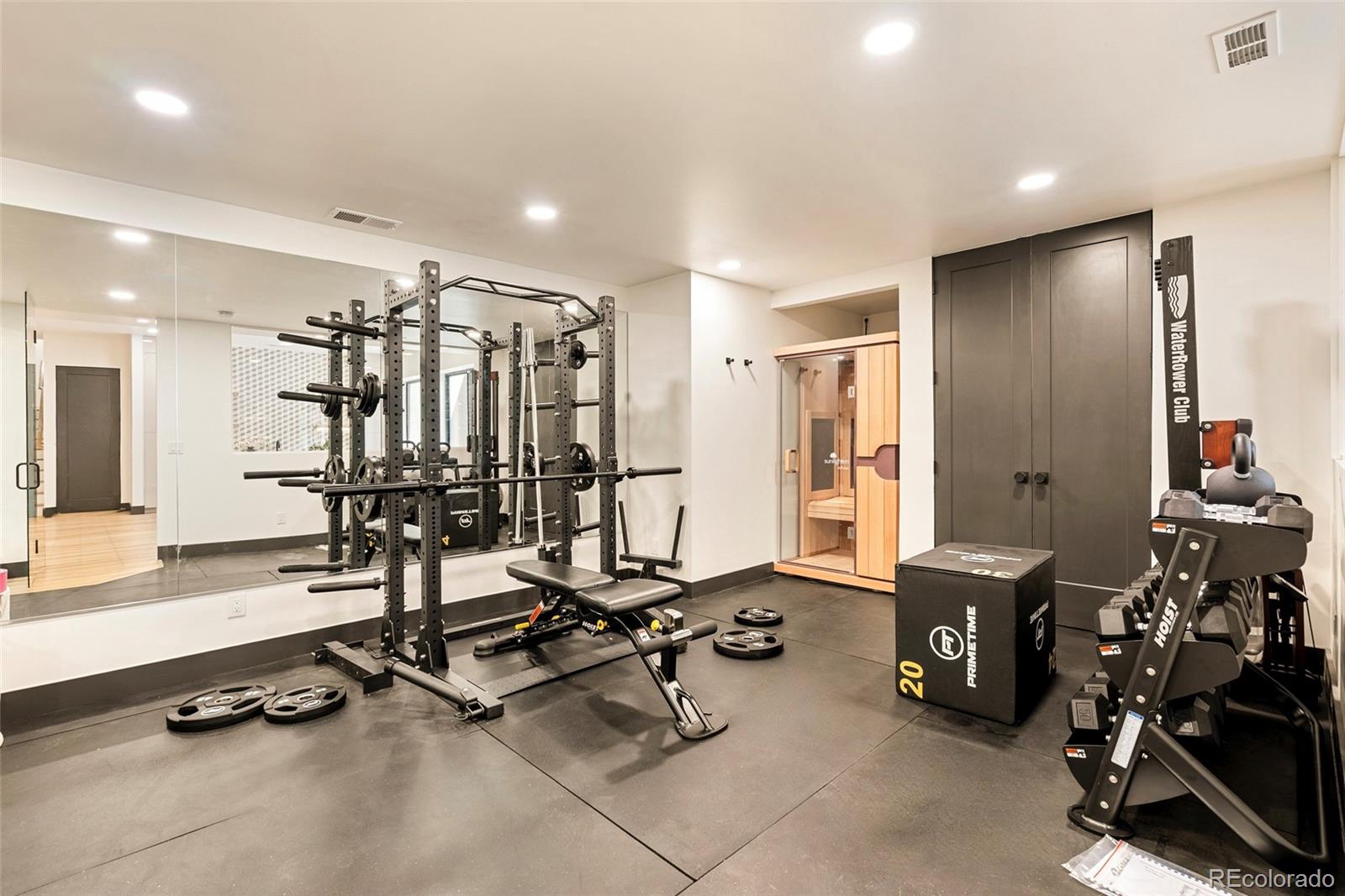 MLS Image #27 for 975 s monroe street,denver, Colorado