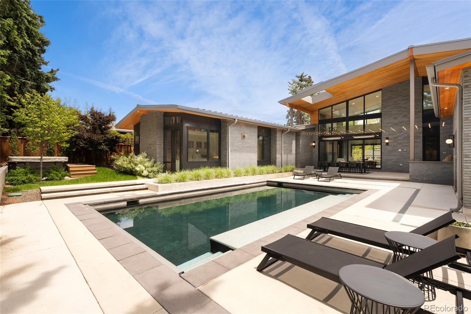 MLS Image #33 for 975 s monroe street,denver, Colorado