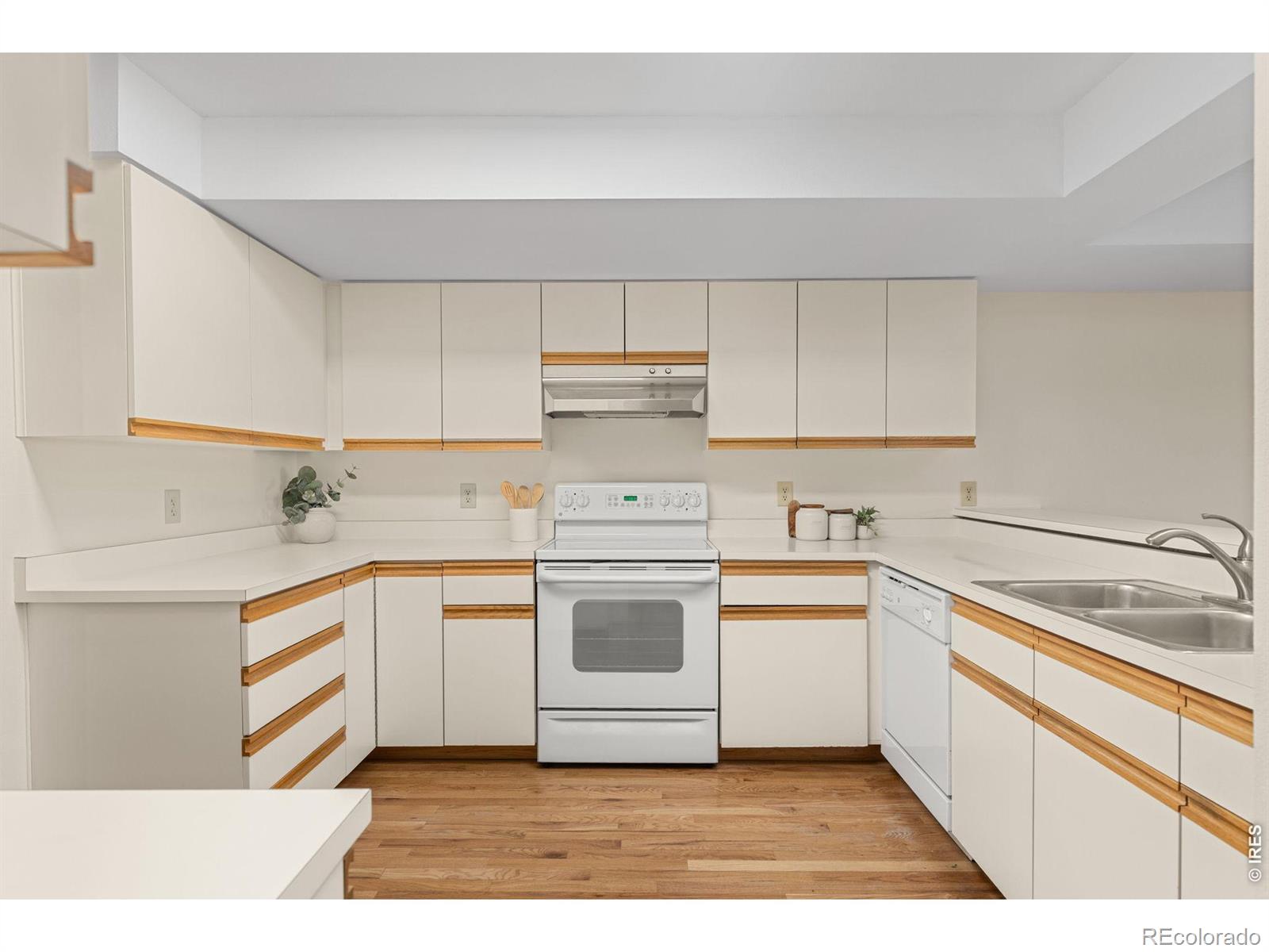 MLS Image #14 for 2938  kalmia avenue,boulder, Colorado