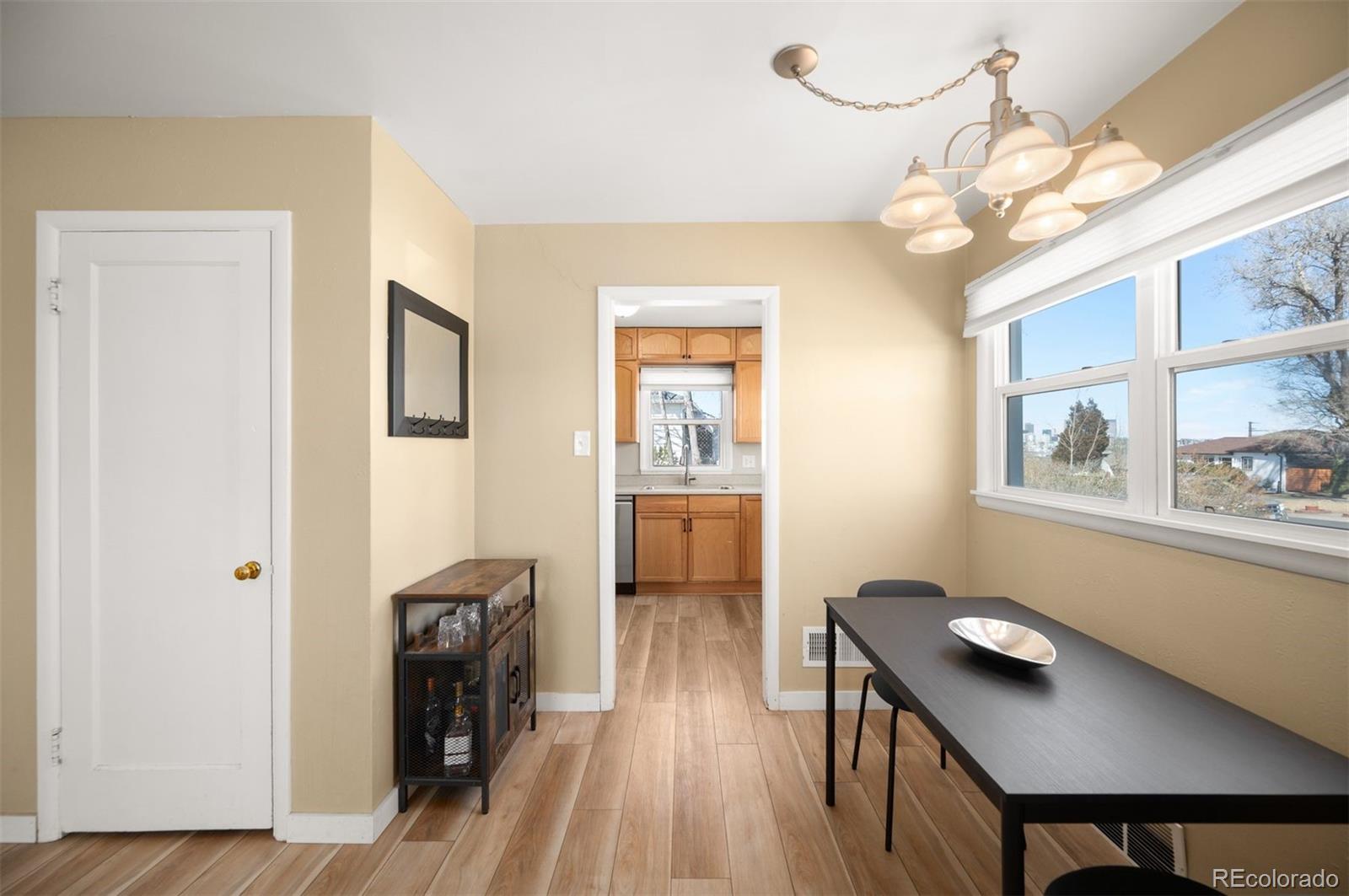 MLS Image #13 for 729 s osage street,denver, Colorado