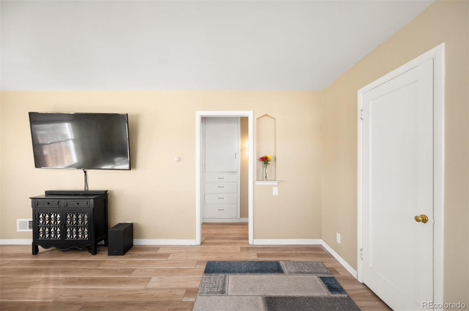 MLS Image #14 for 729 s osage street,denver, Colorado