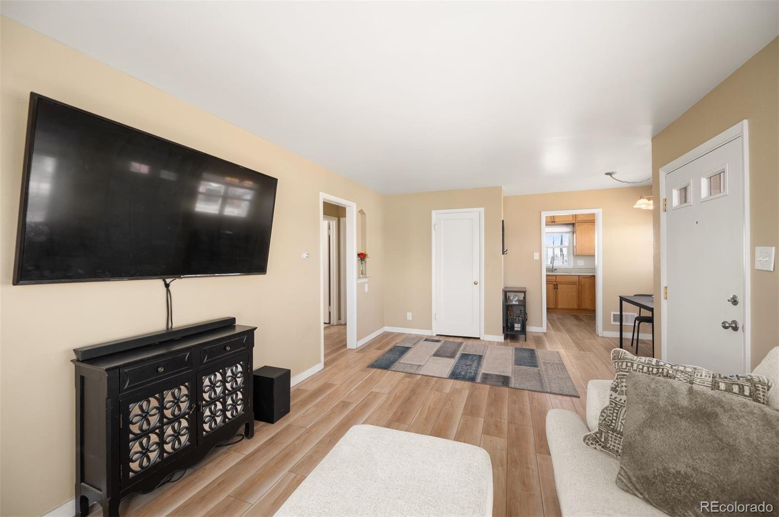 MLS Image #4 for 729 s osage street,denver, Colorado